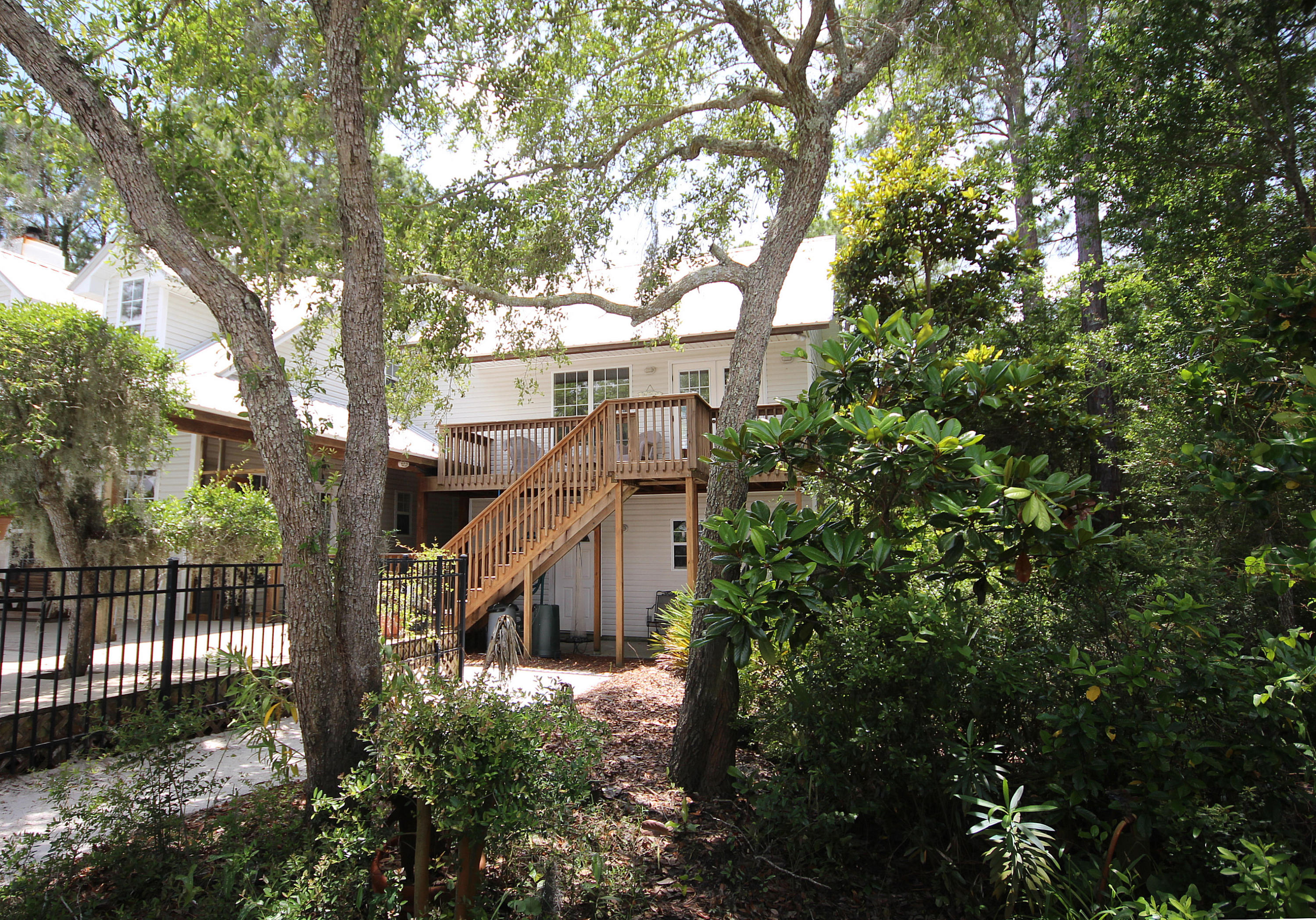 Hewitt Point - Residential