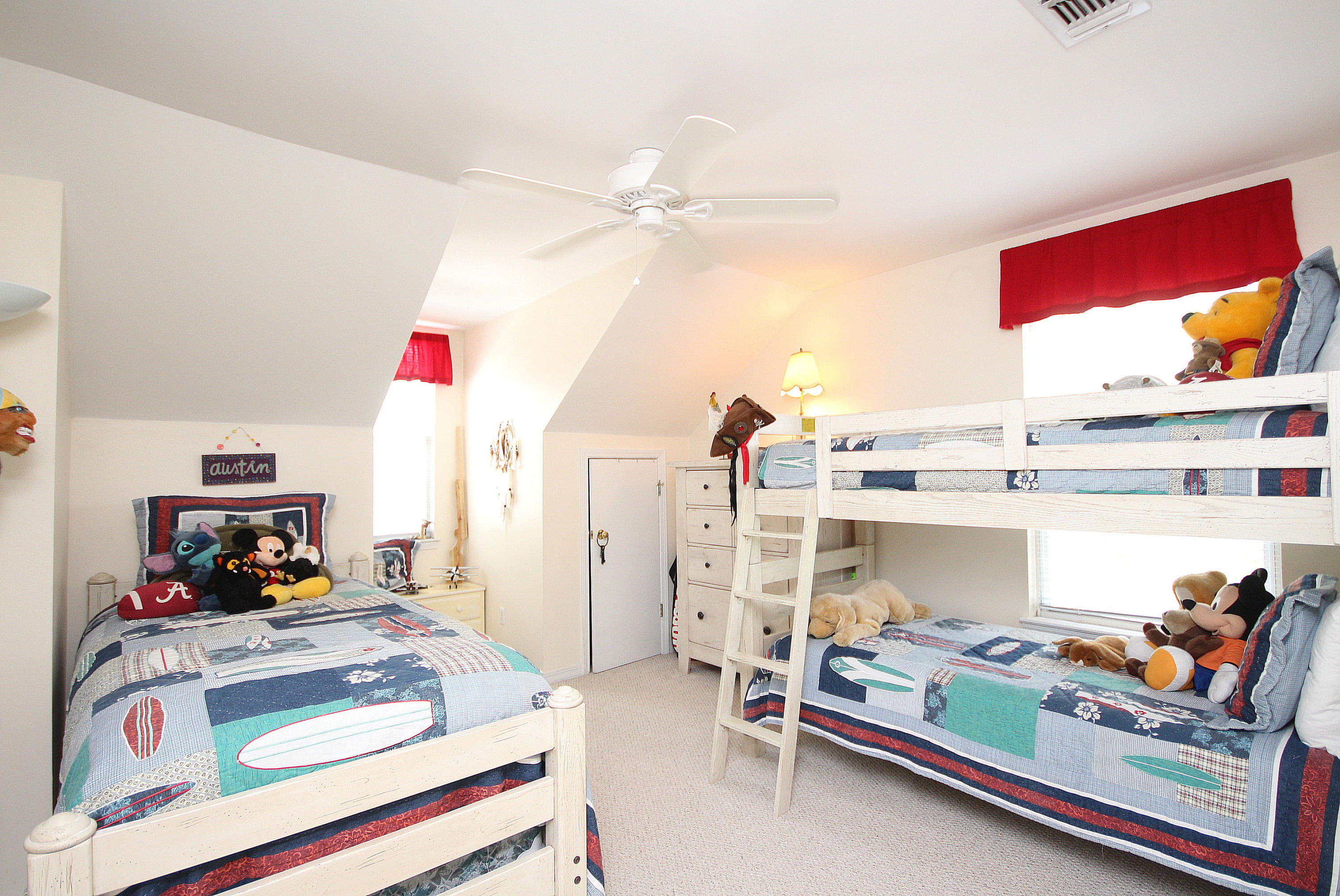 Hewitt Point - Residential