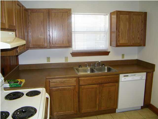 WYNNEHAVEN BEACH PATIO HOMES - Residential Lease