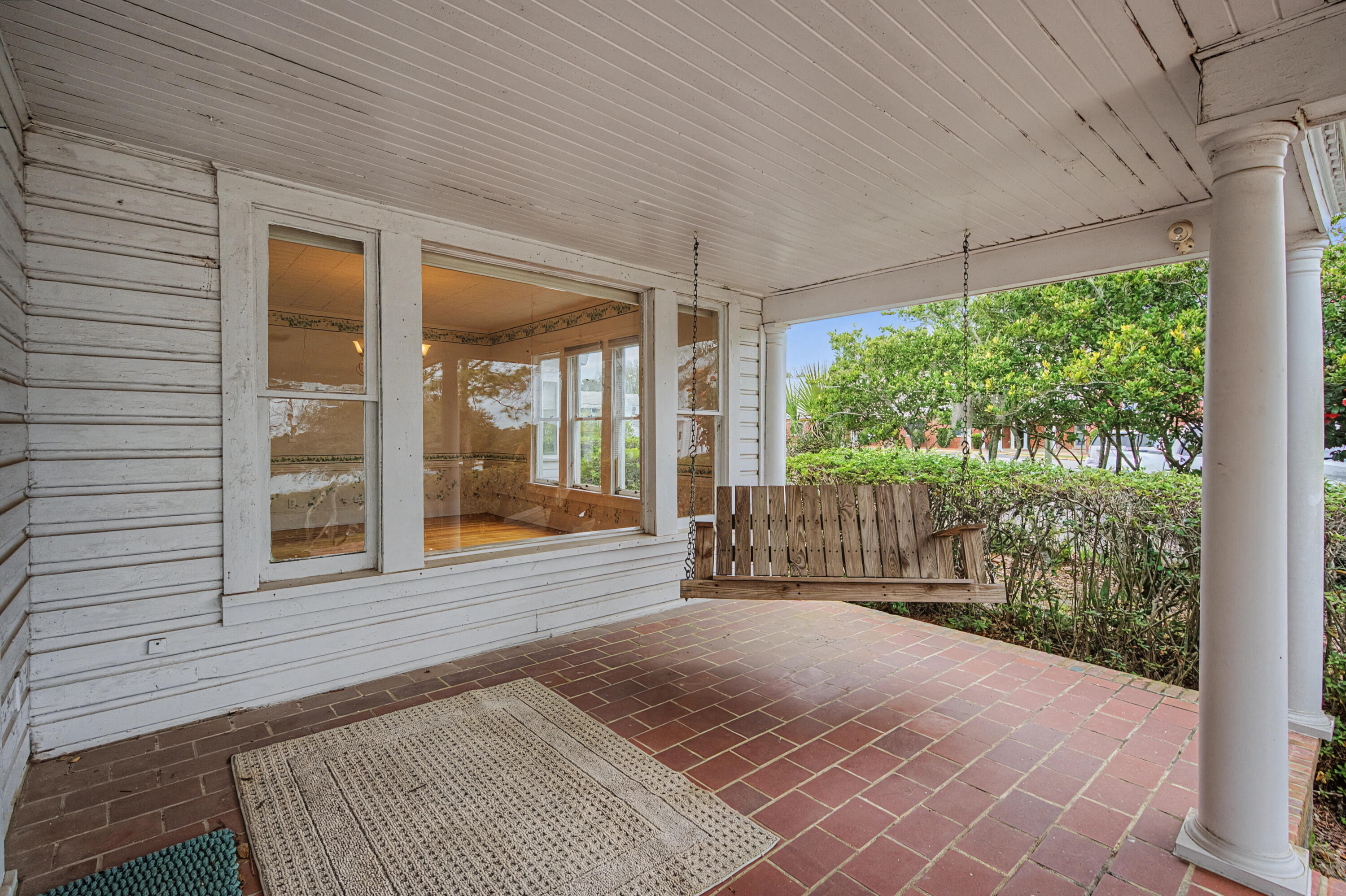 TOWN OF DEFUNIAK SPRINGS - Residential