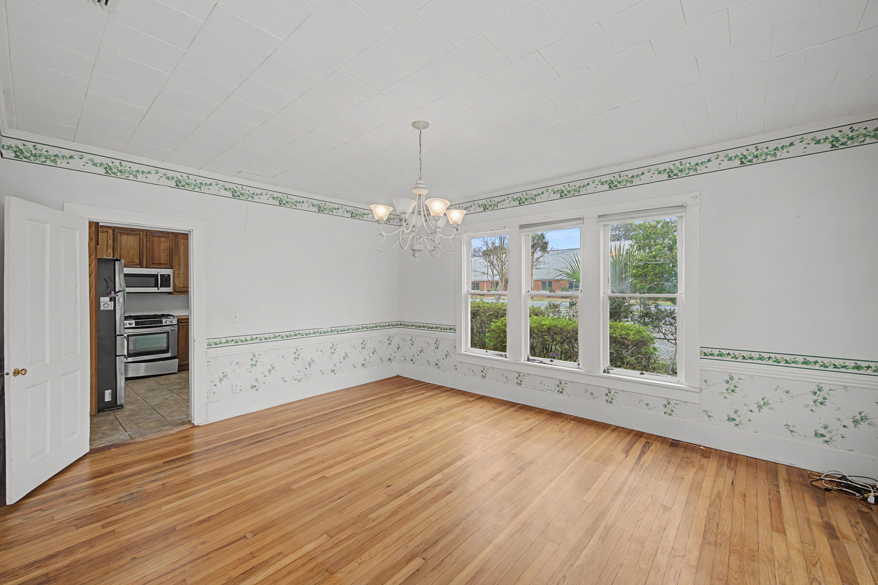 TOWN OF DEFUNIAK SPRINGS - Residential