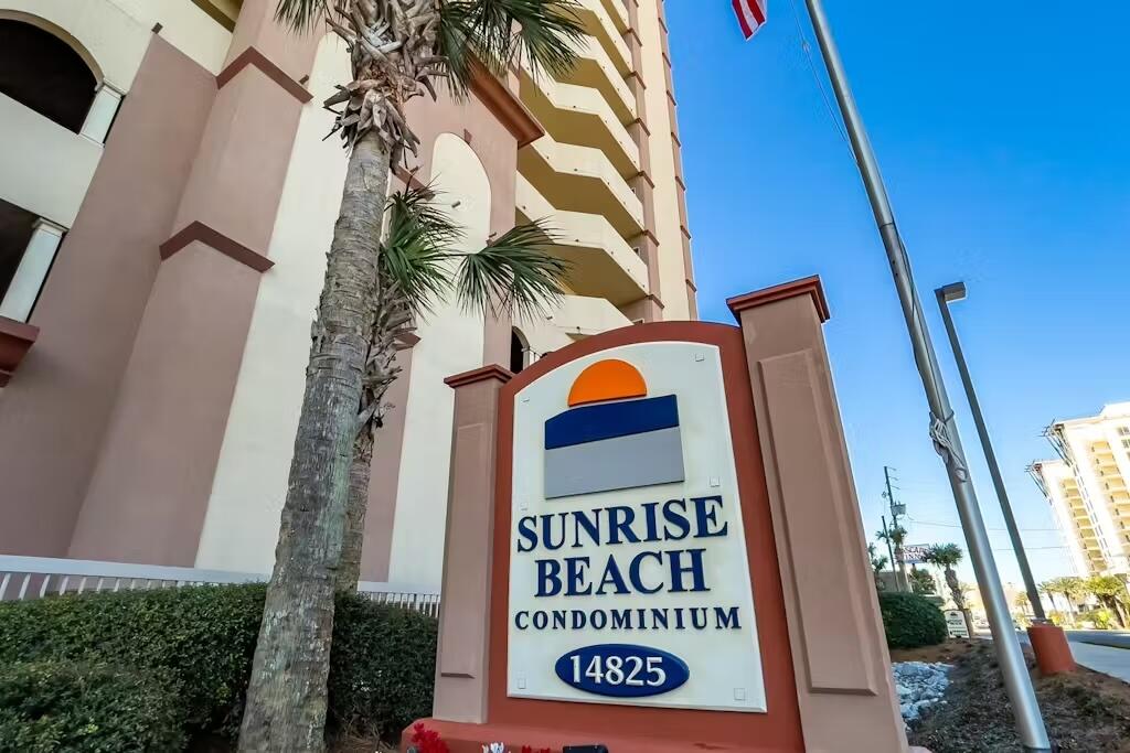SUNRISE BEACH - Residential