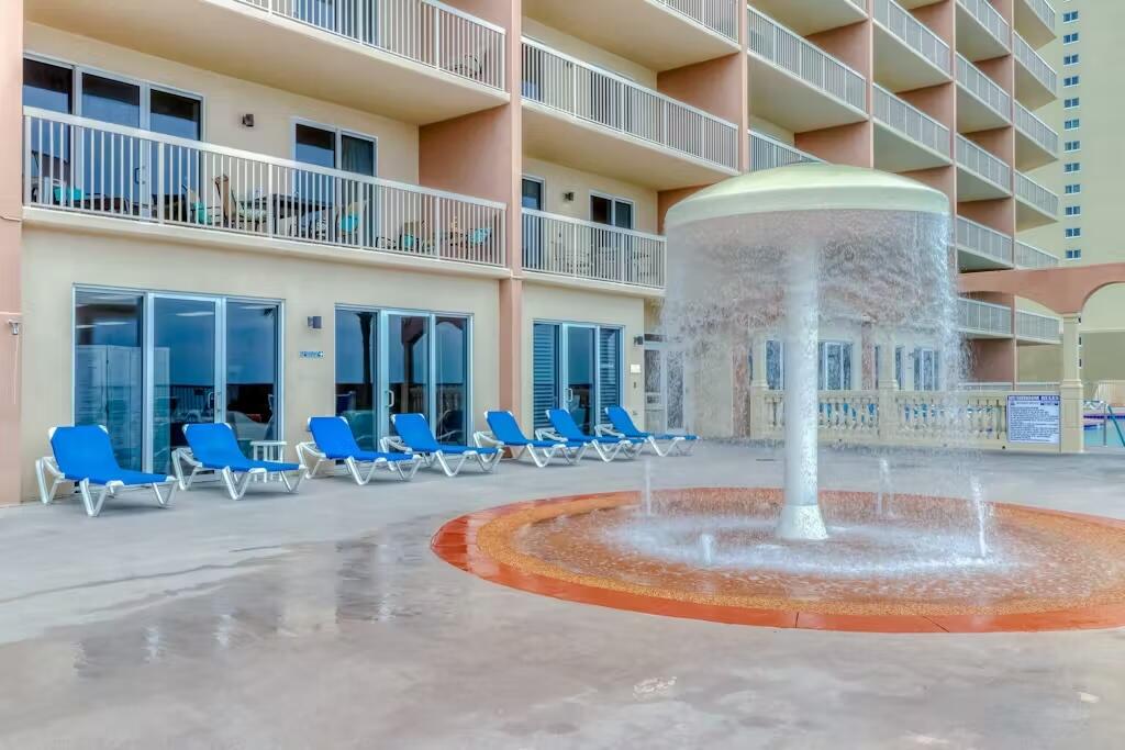 SUNRISE BEACH - Residential