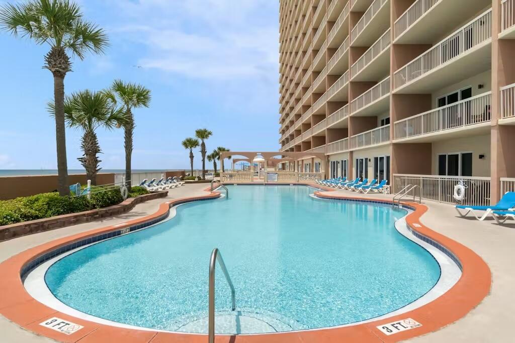 SUNRISE BEACH - Residential