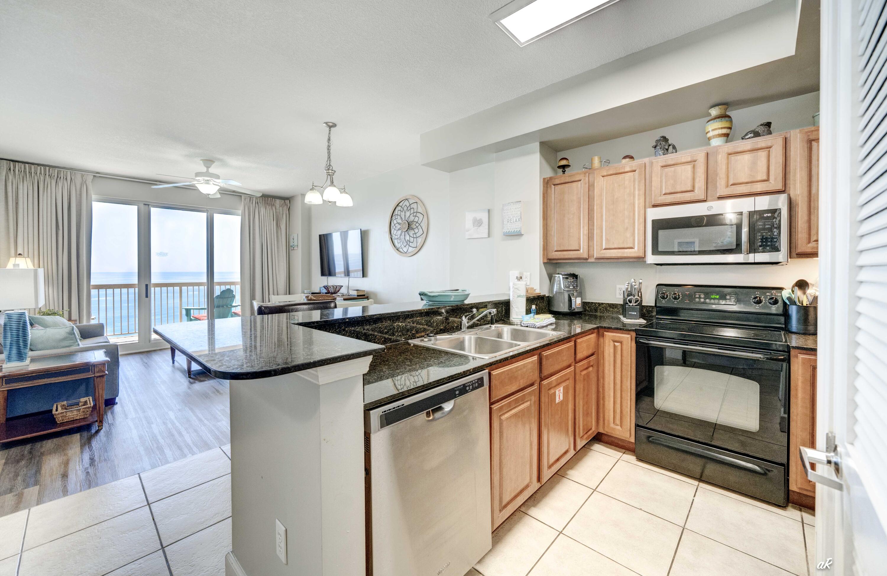SUNRISE BEACH - Residential