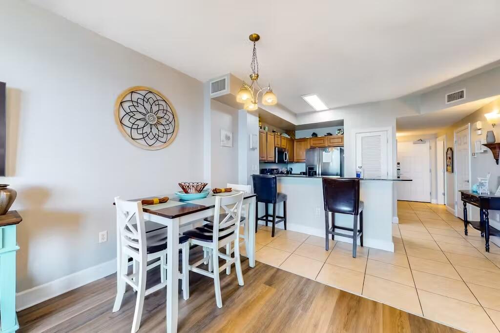 SUNRISE BEACH - Residential