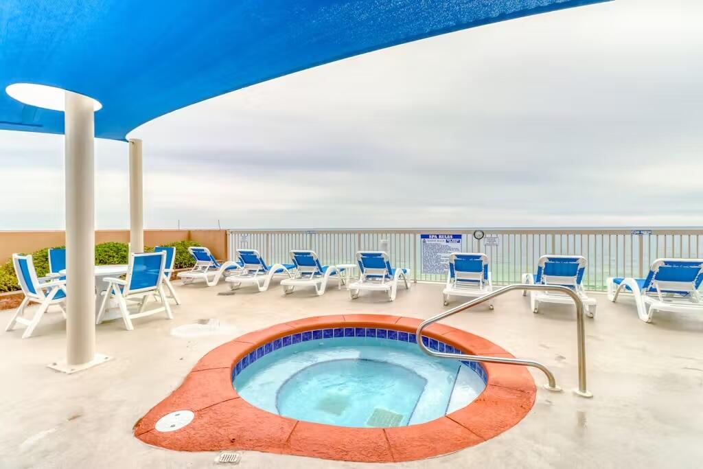 SUNRISE BEACH - Residential