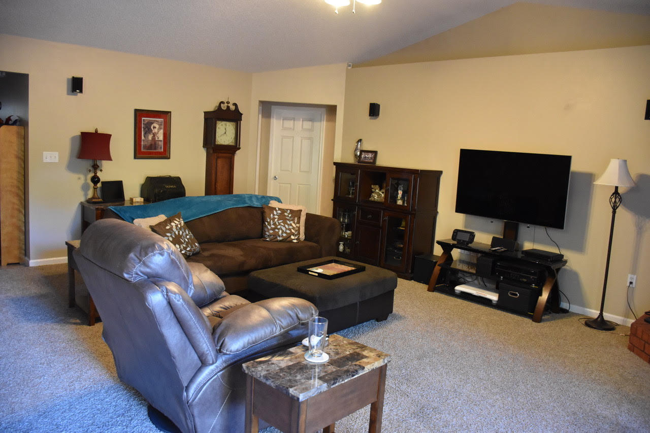 LAKE TANTARA - Residential