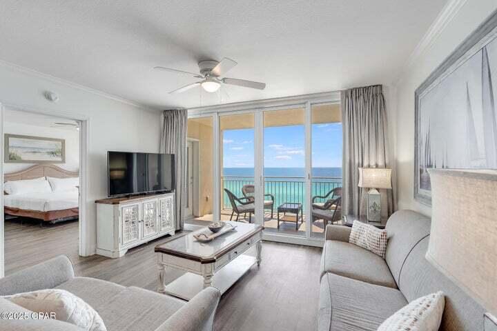 EMERALD BEACH PH 1 - Residential