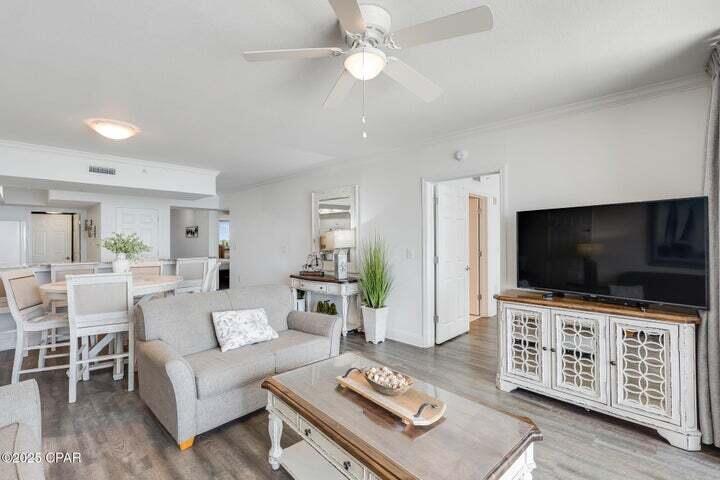 EMERALD BEACH PH 1 - Residential