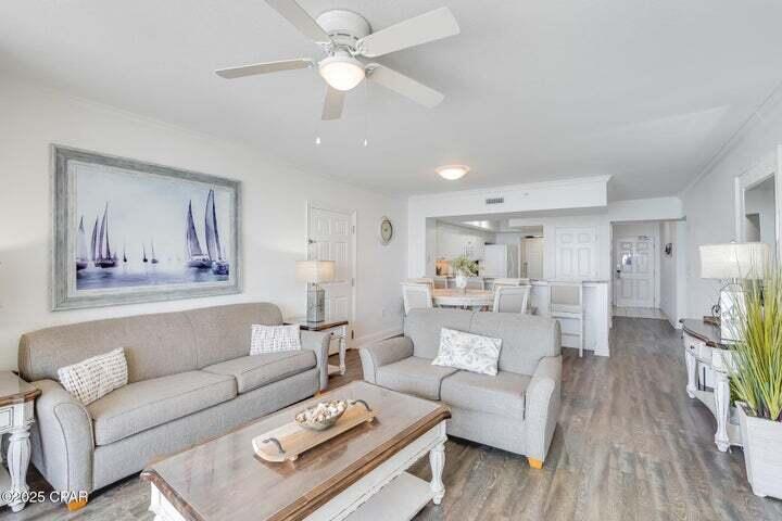EMERALD BEACH PH 1 - Residential