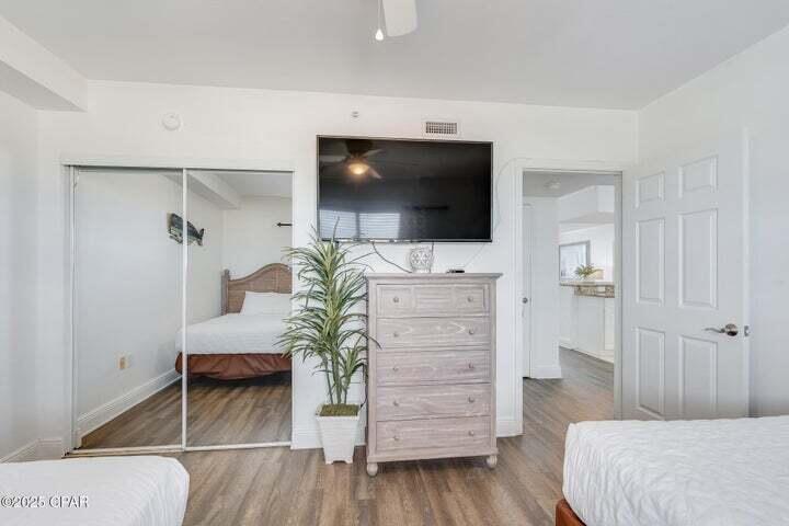 EMERALD BEACH PH 1 - Residential