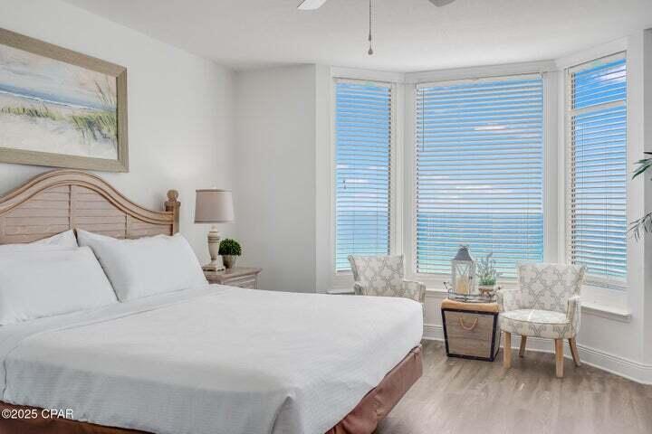 EMERALD BEACH PH 1 - Residential
