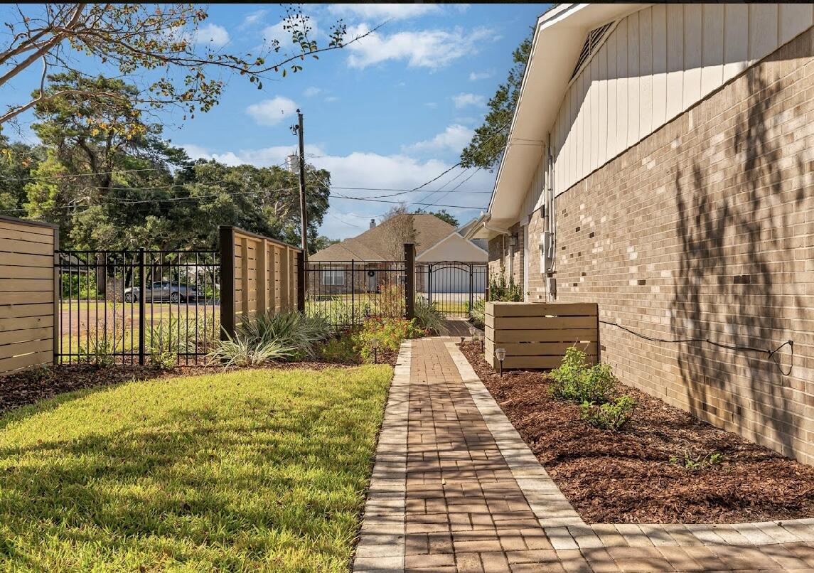 HARBOR RIDGE - Residential