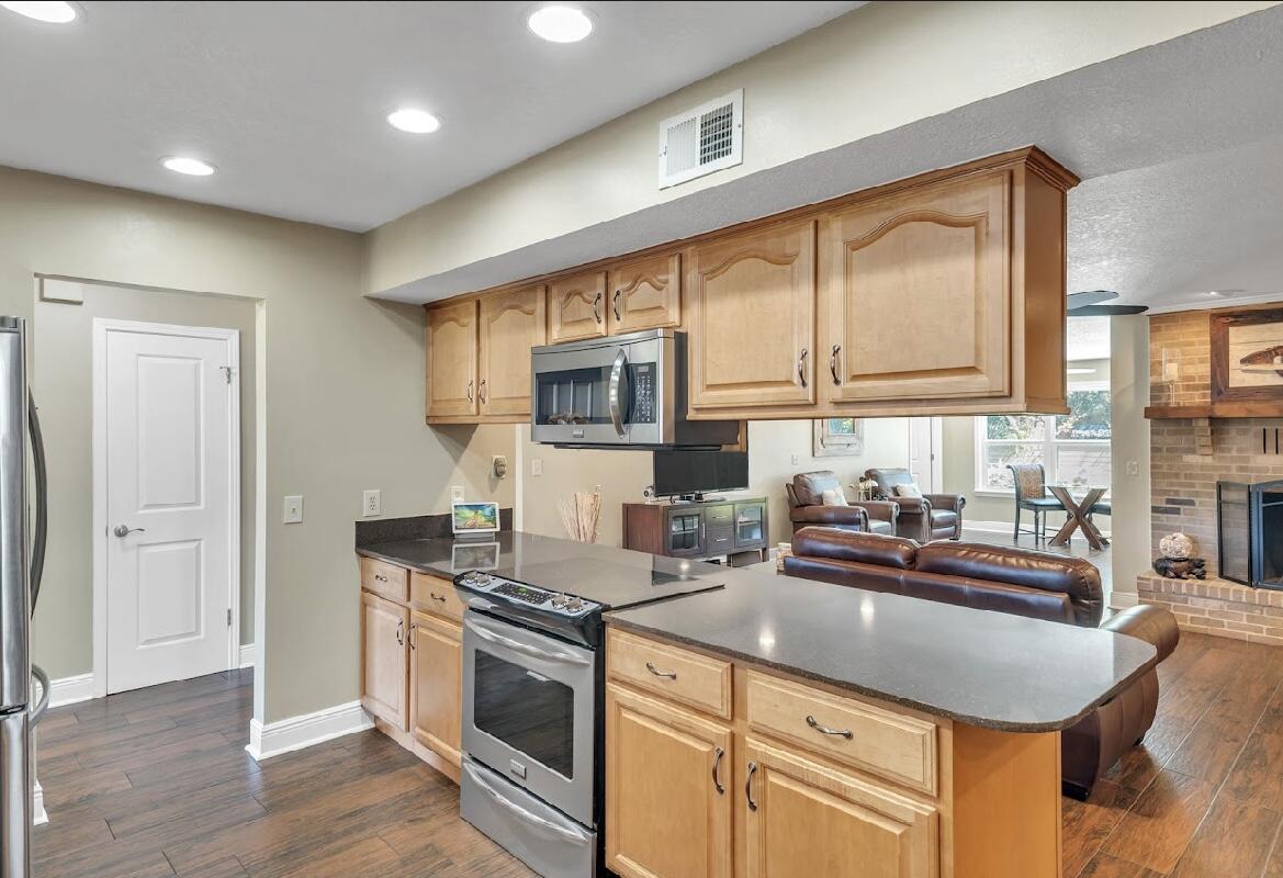 HARBOR RIDGE - Residential