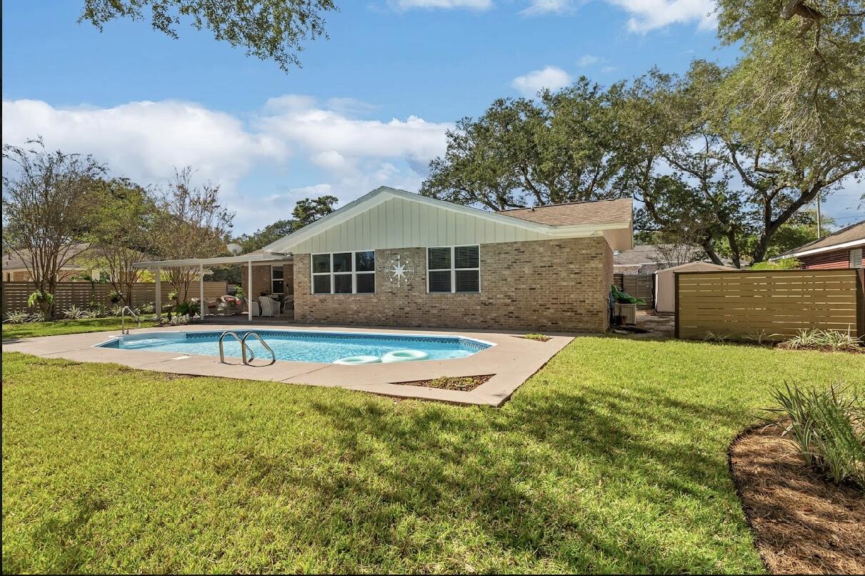 HARBOR RIDGE - Residential