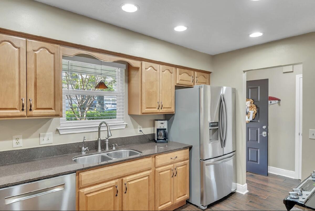 HARBOR RIDGE - Residential