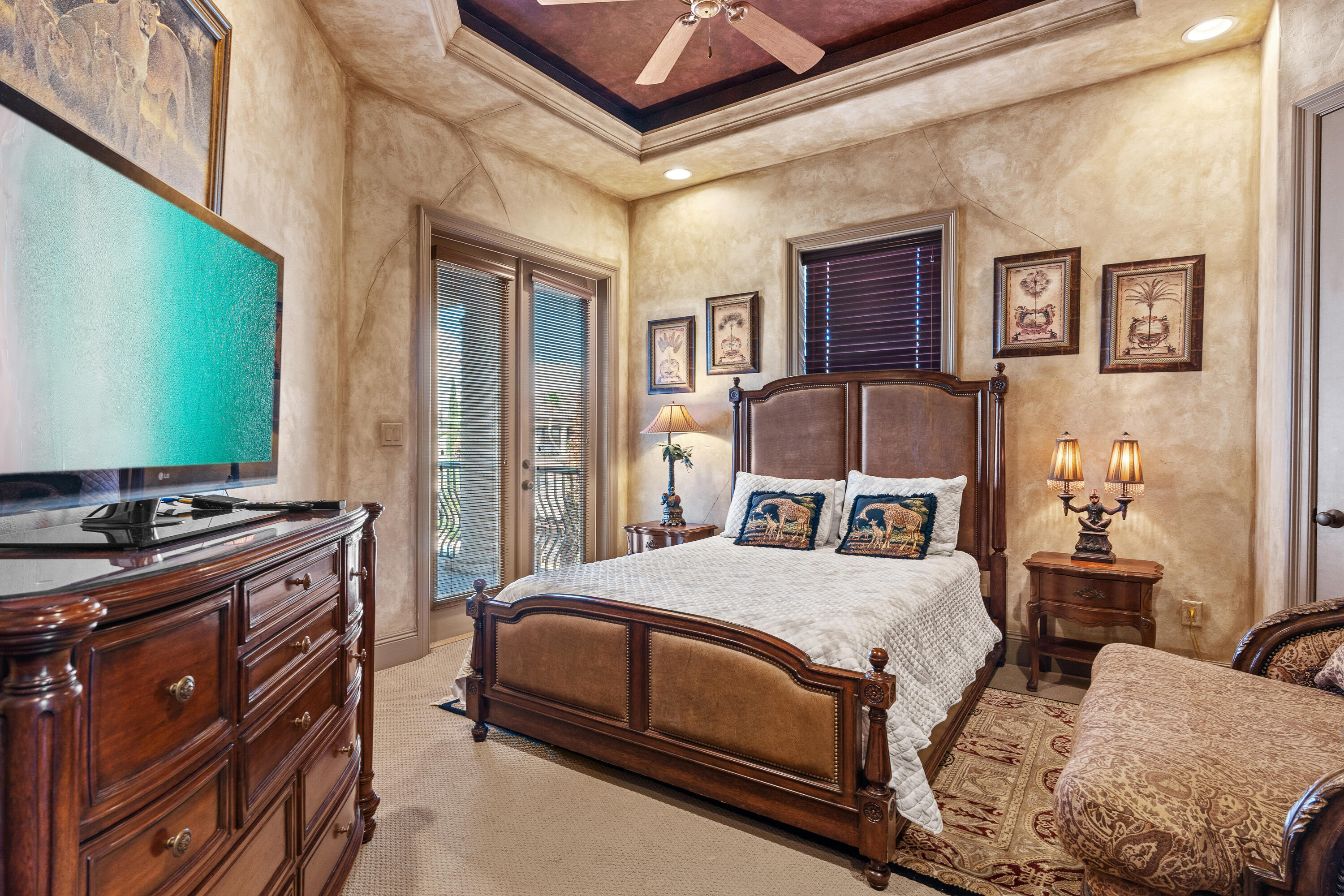 SAINT TROPEZ - Residential