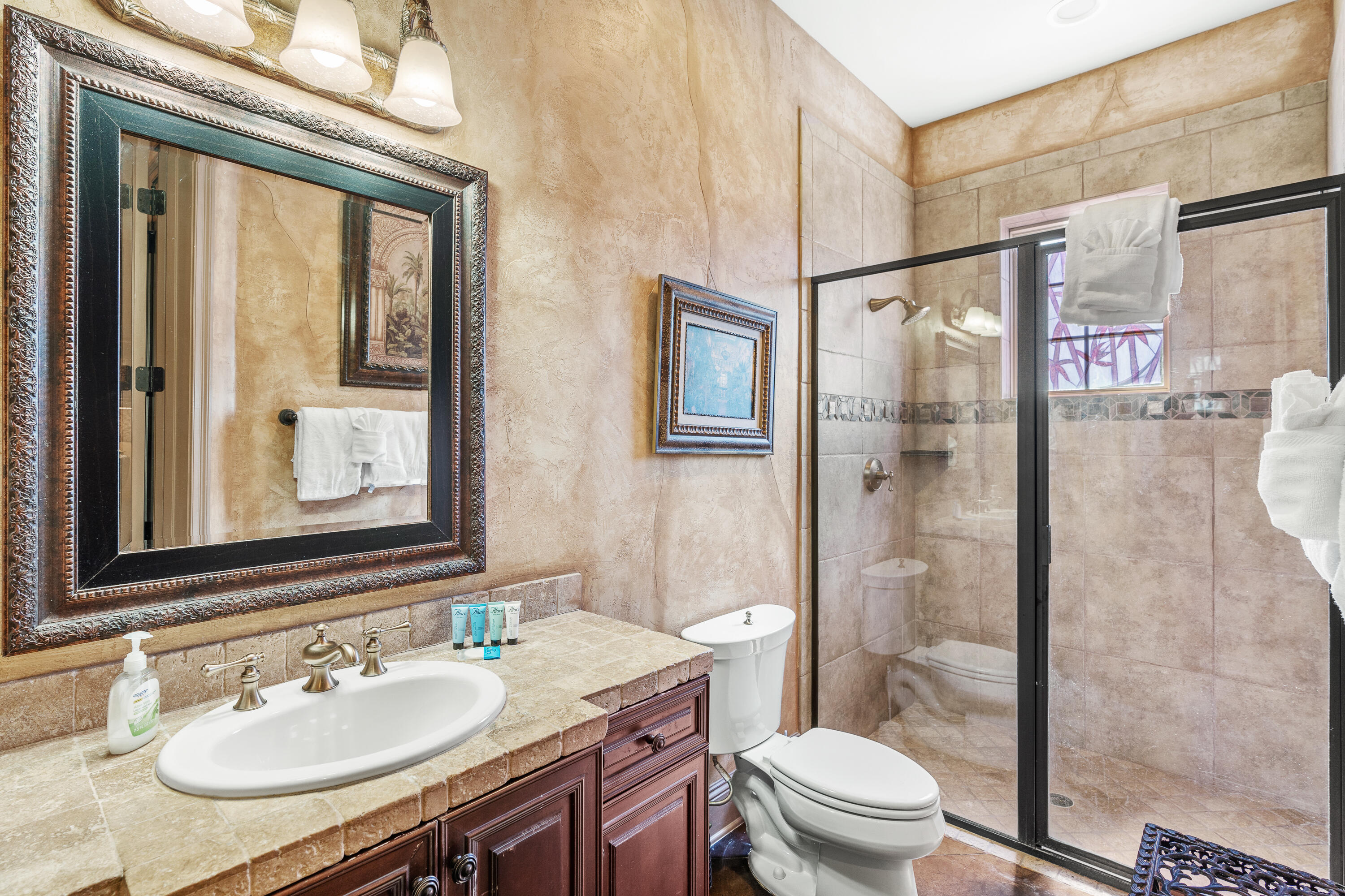 SAINT TROPEZ - Residential