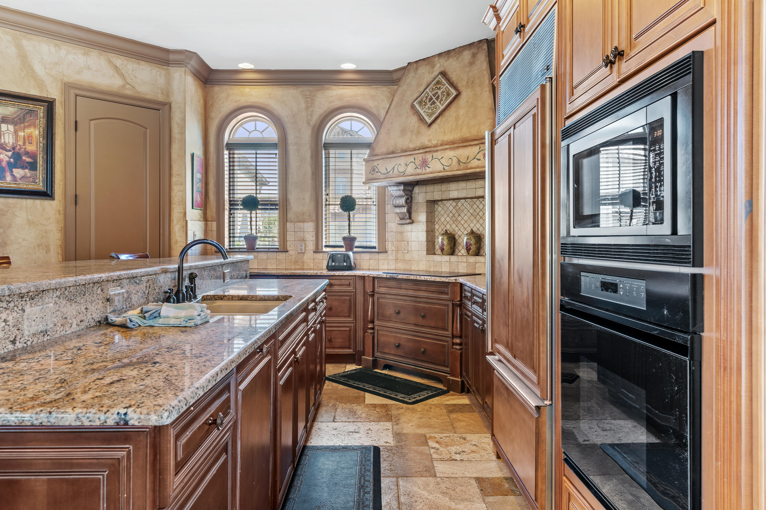 SAINT TROPEZ - Residential