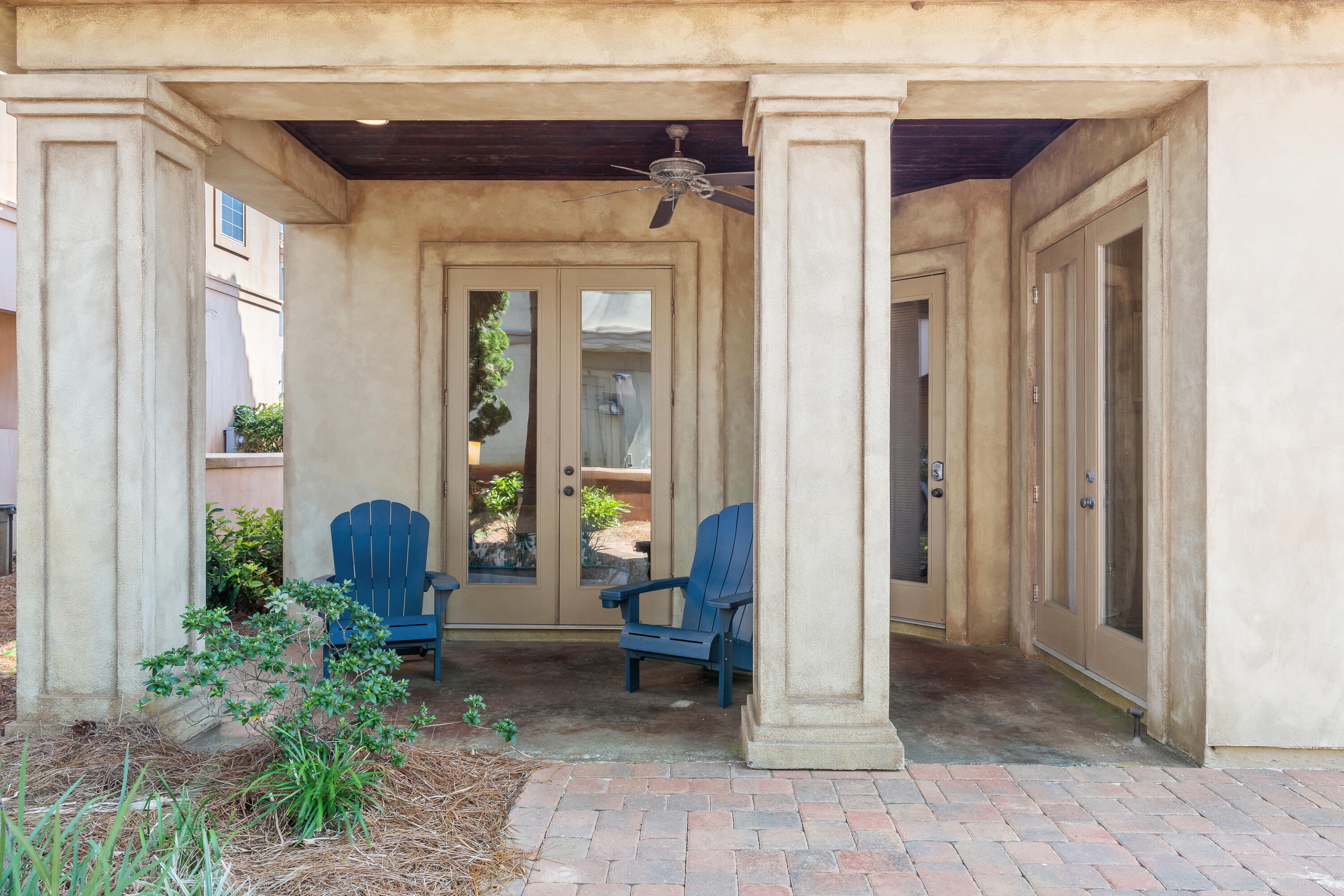 SAINT TROPEZ - Residential