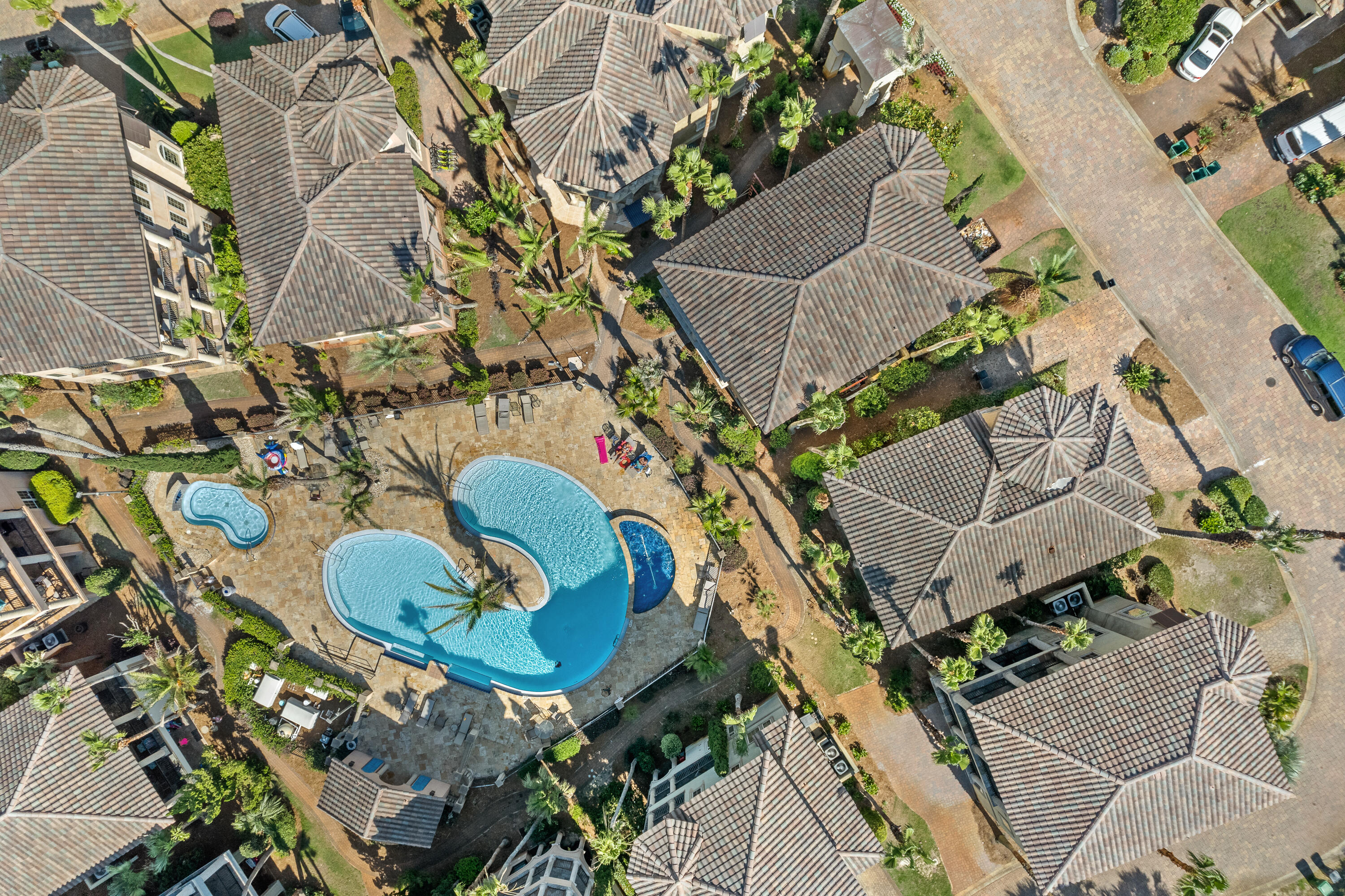 SAINT TROPEZ - Residential