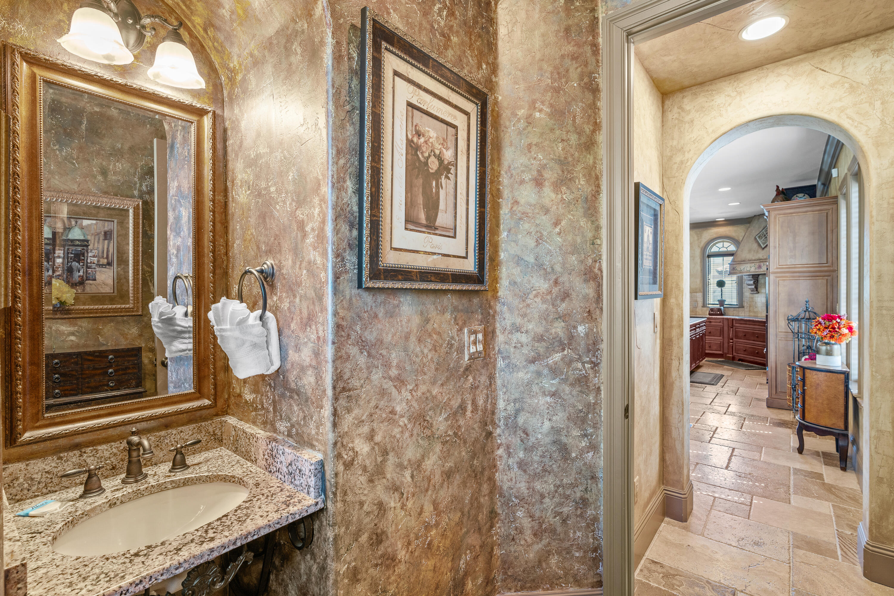 SAINT TROPEZ - Residential