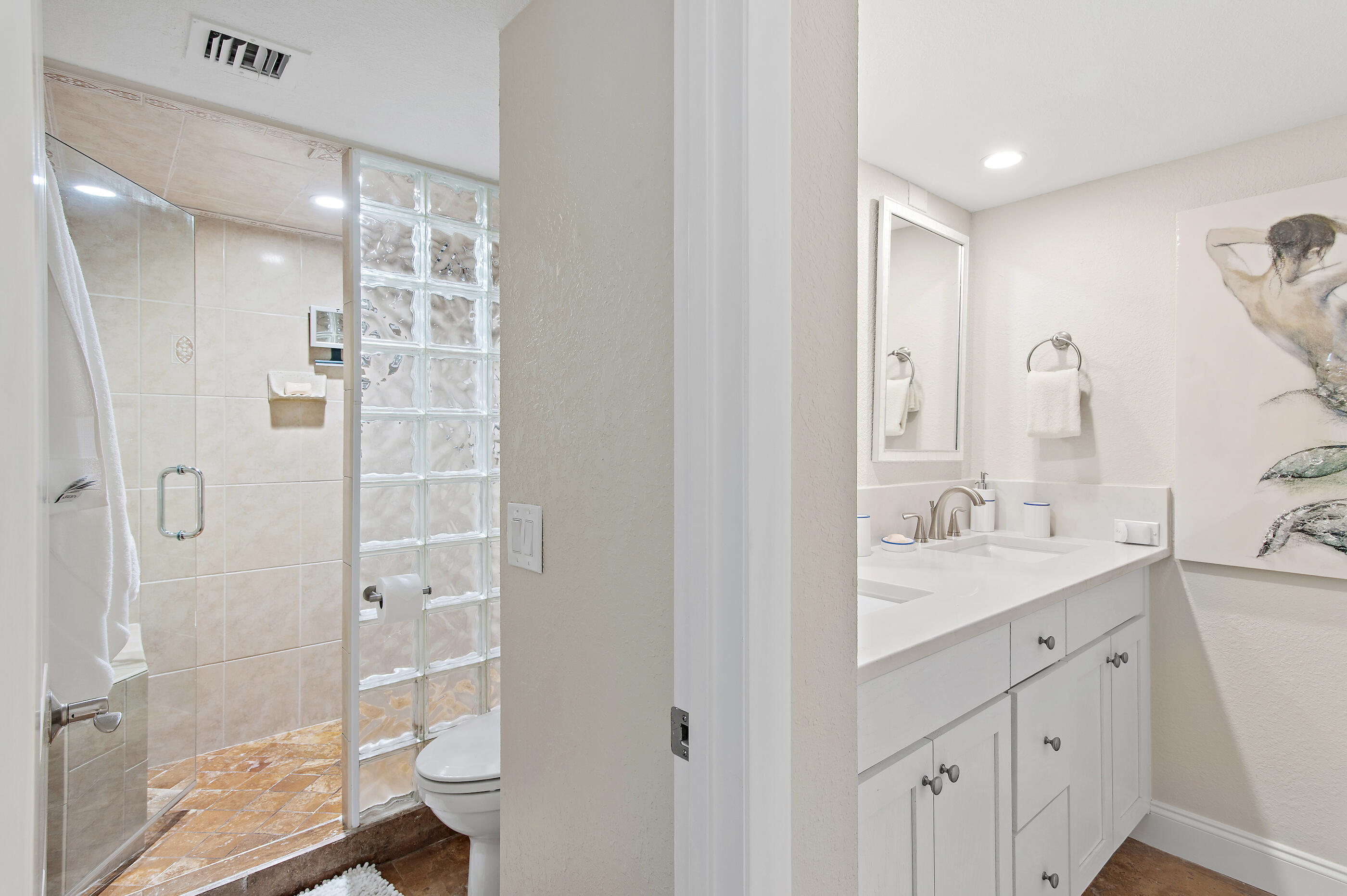 MAINSAIL CONDO PH 1 - Residential