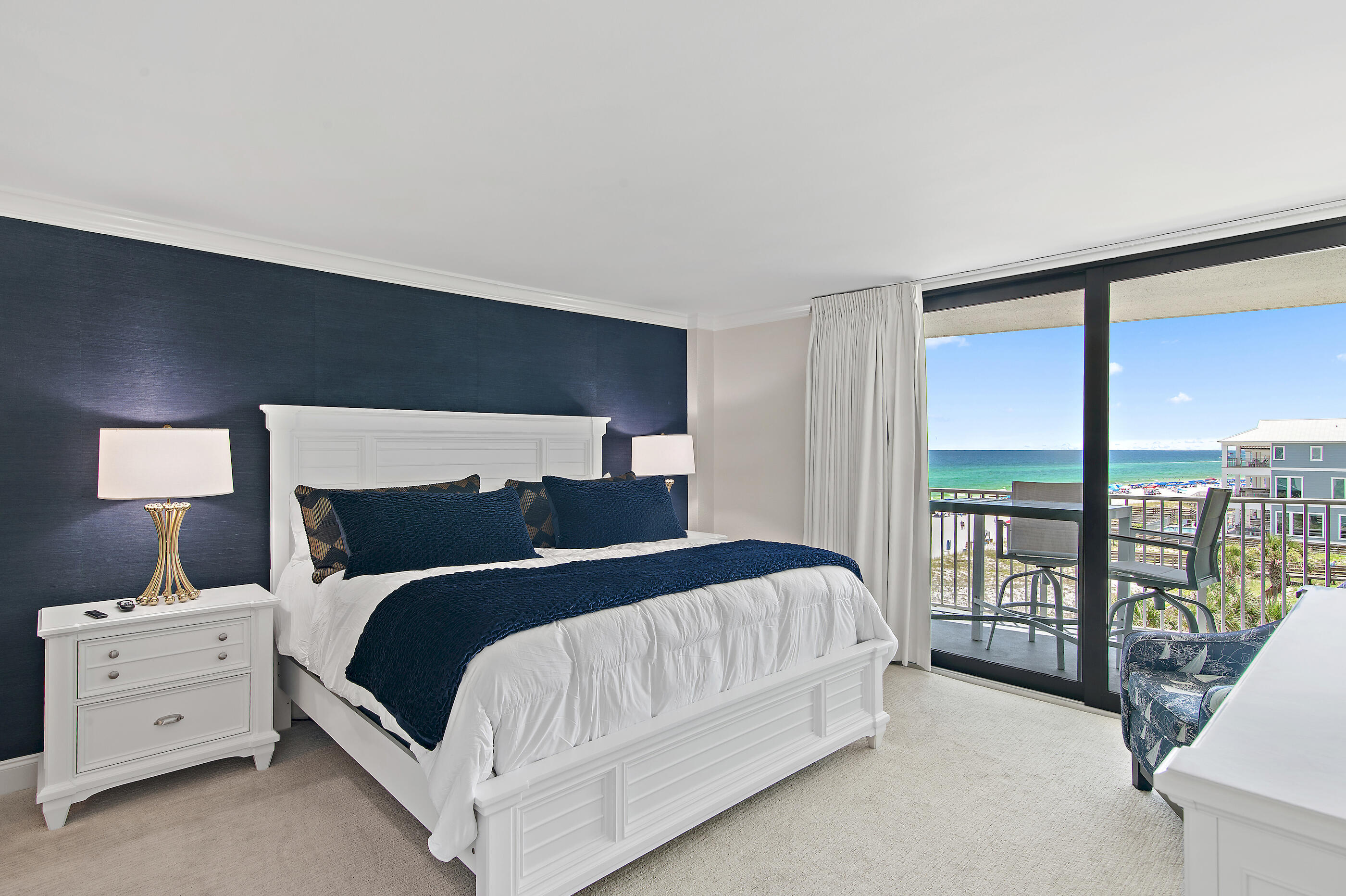 MAINSAIL CONDO PH 1 - Residential