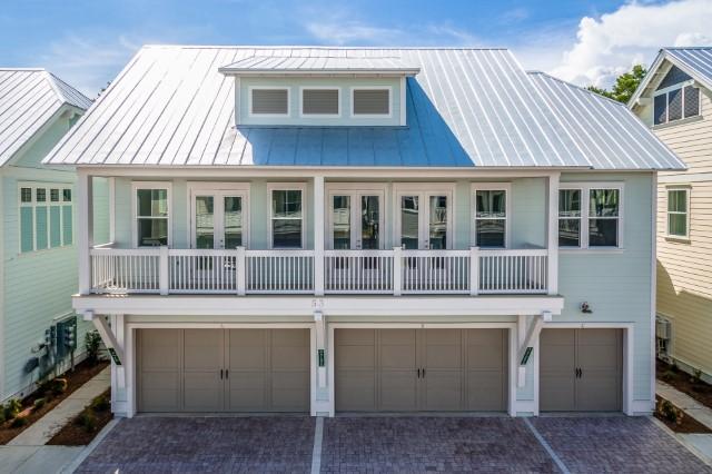 Don't miss this opportunity.Welcome to Prominence! This is a fantastic development located on Hwy 30A in the heart of Santa Rosa Beach. Move-in ready! Enjoy shopping, dining andentertainment within walking distance to The Hub, a new venue in Santa Rosa Beach which features an amphitheater and Jumbo Tron that light up the night with livemusic, movie nights, sporting and highly televised events. Standard features in these tri-plex units include, 10' ceilings, tankless water heaters and natural gascooktops. The gourmet kitchen has quartz countertops and farm sinks and ElectroLux appliances include: built-in microwave, stove and dishwasher which can beupgraded to stainless steel.