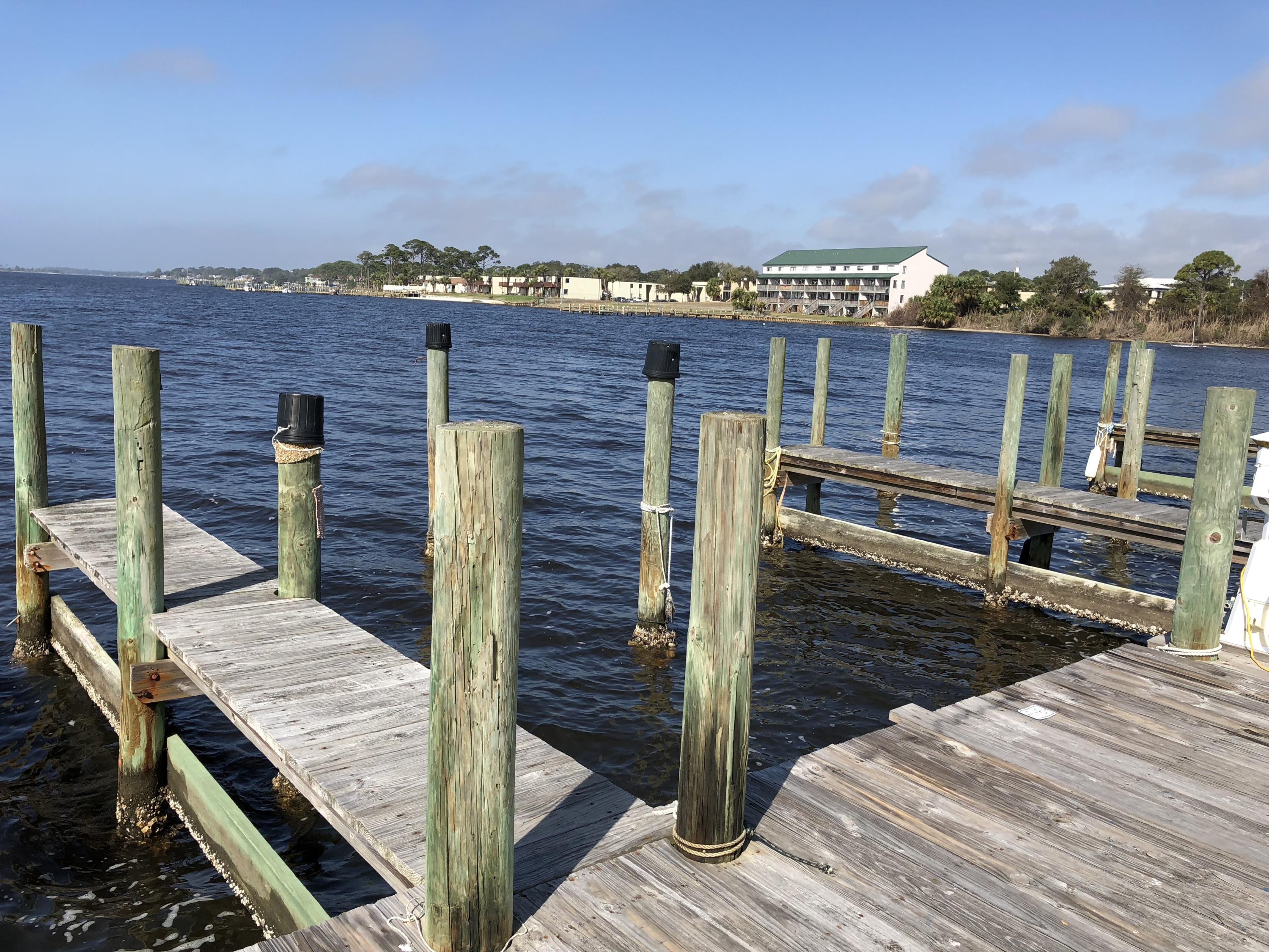 PIRATES BAY PH 1 - Residential