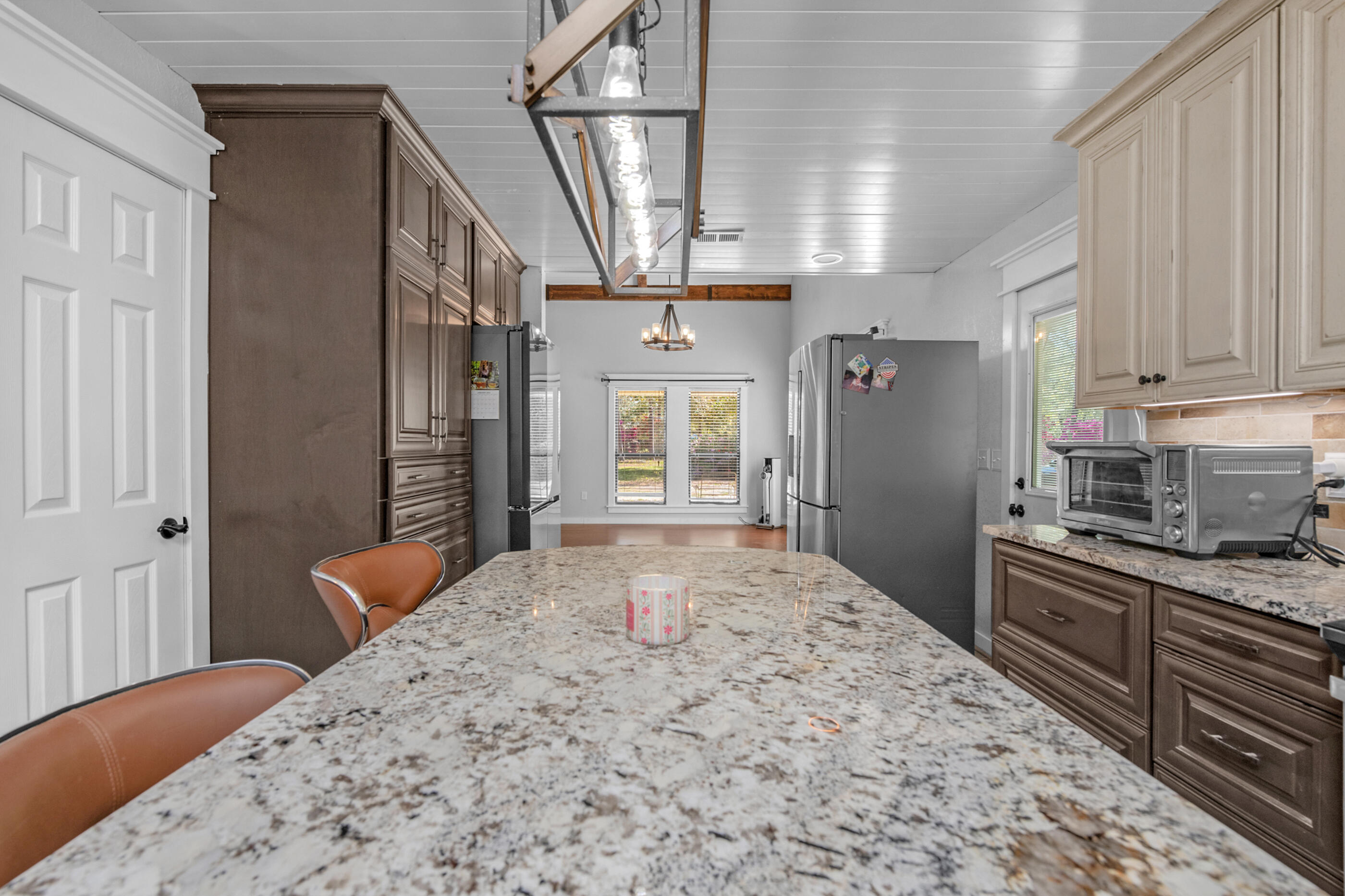 ROBLEDAL ESTATES - Residential