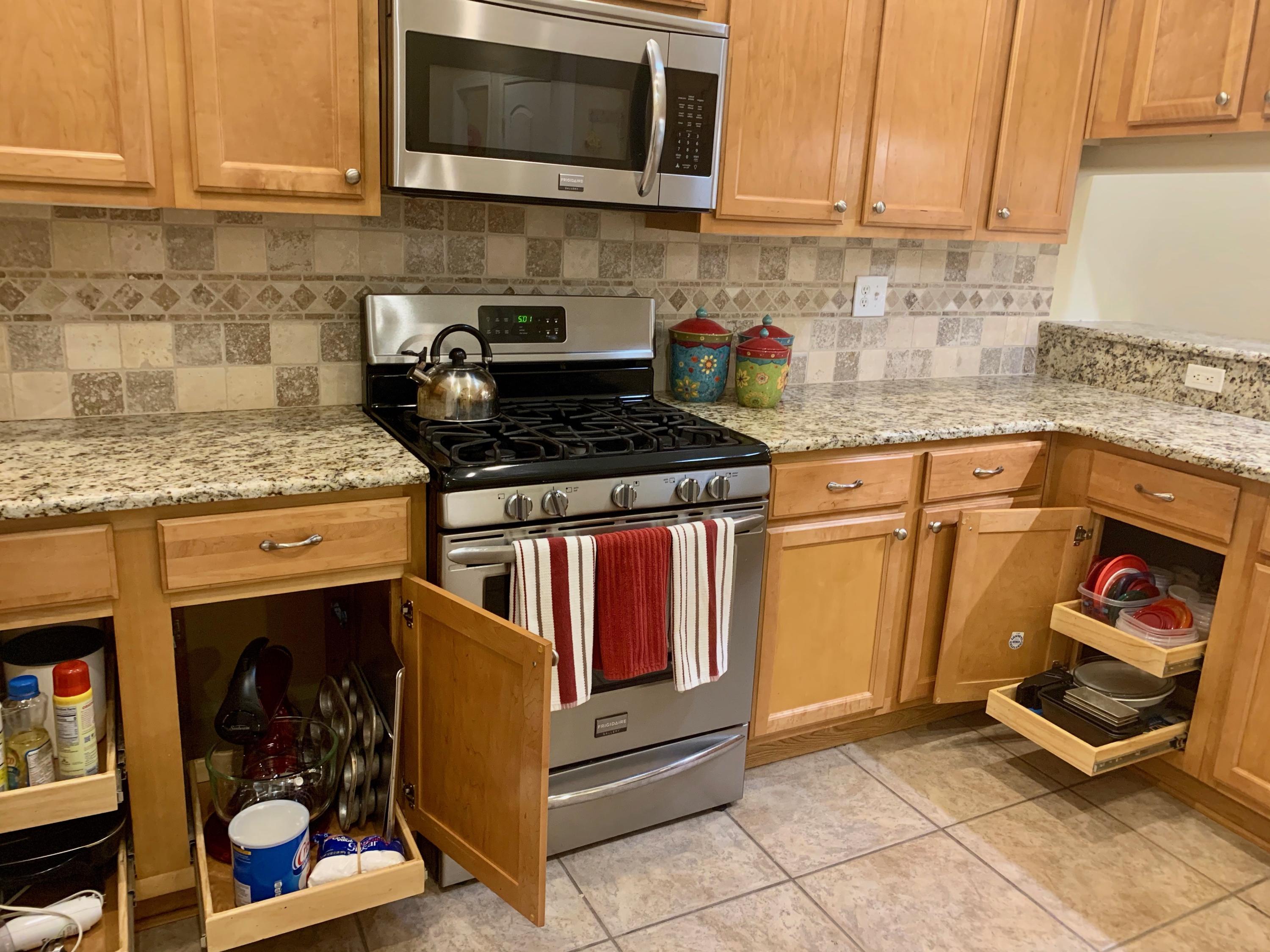 DIAMOND LAKES - Residential