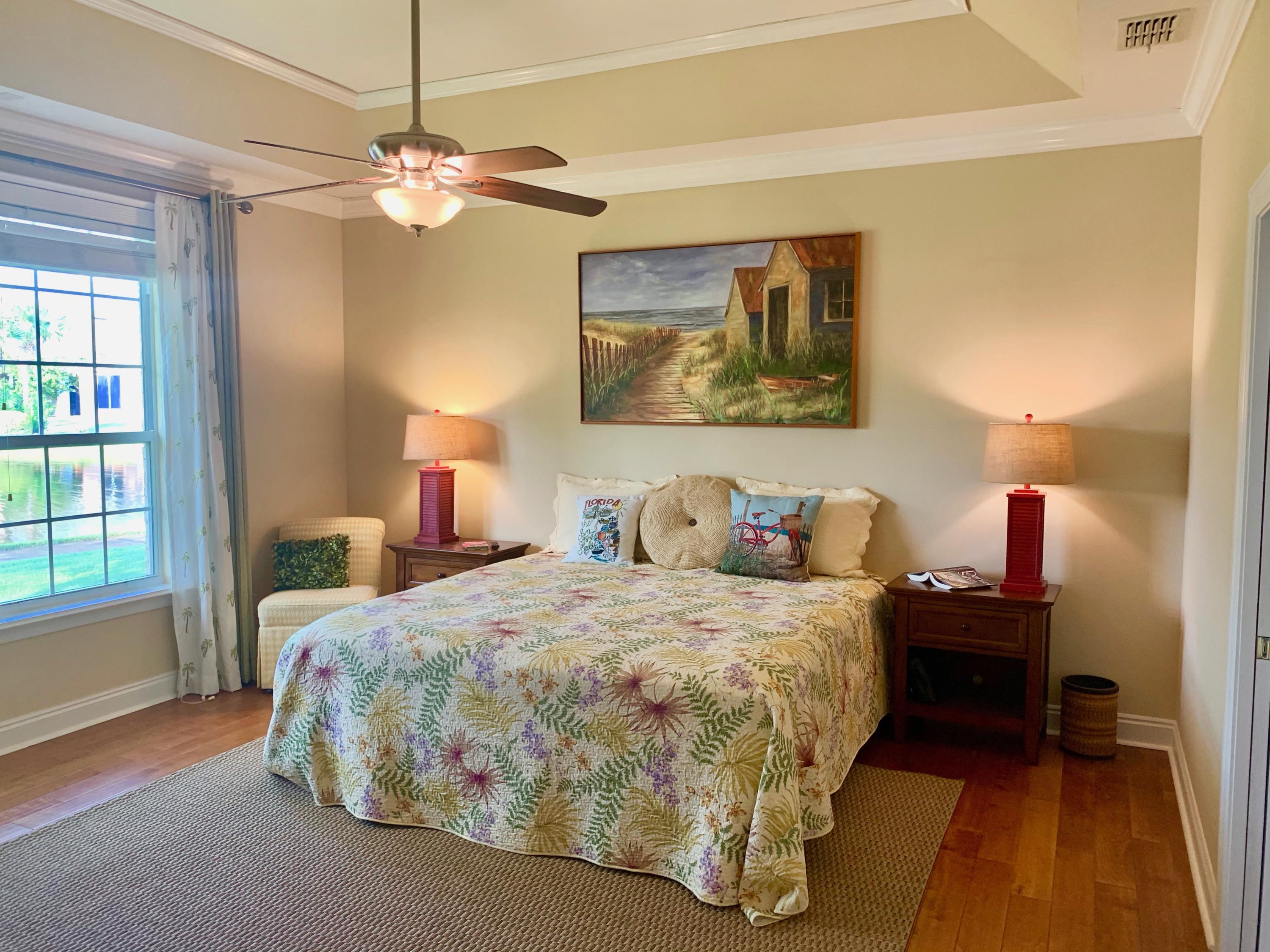 DIAMOND LAKES - Residential