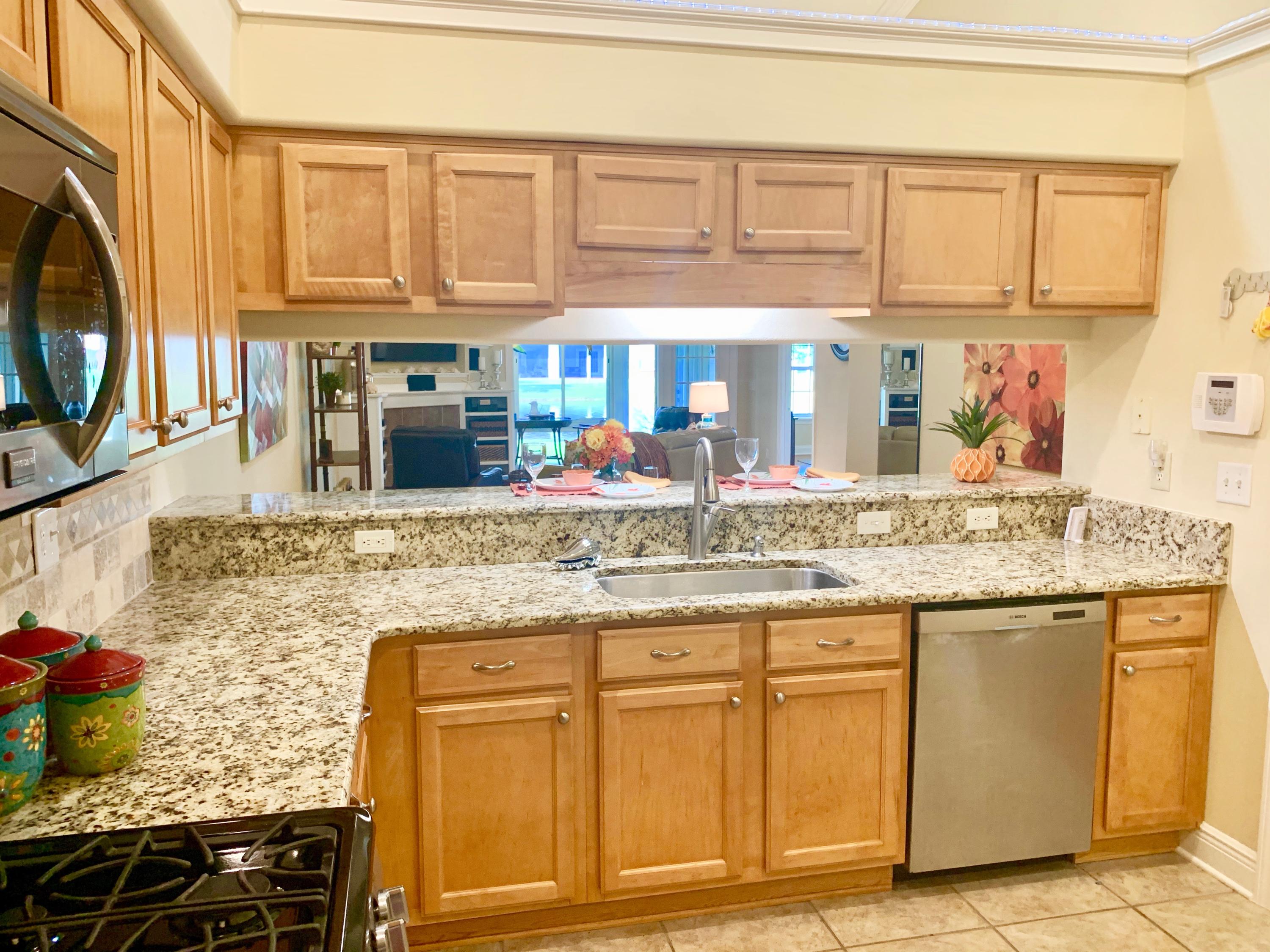 DIAMOND LAKES - Residential
