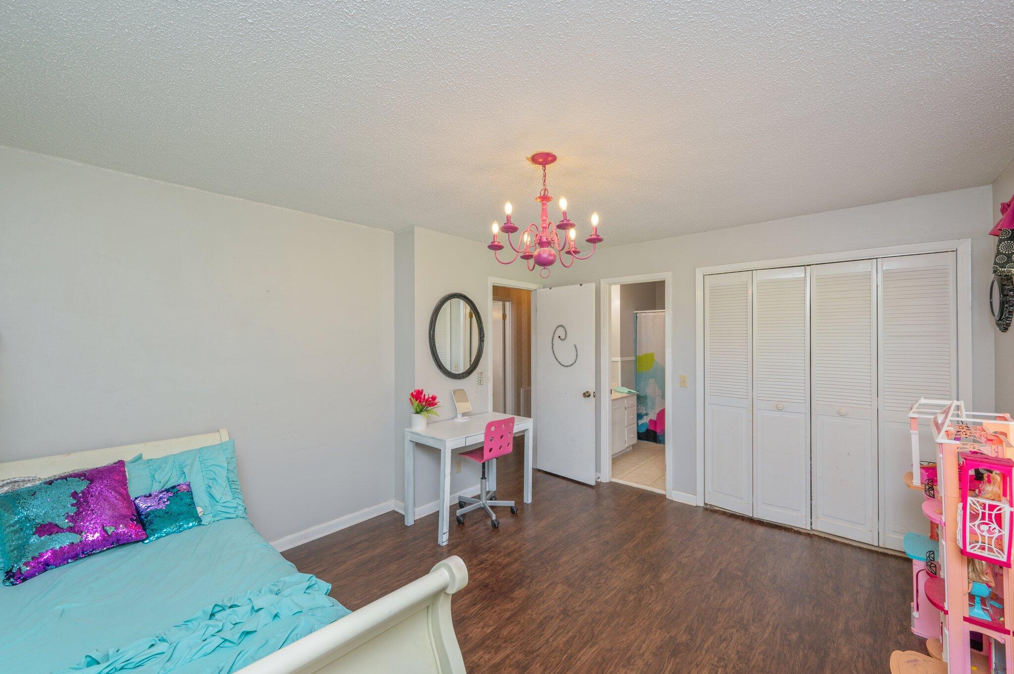 LAKEWOOD ADD - Residential