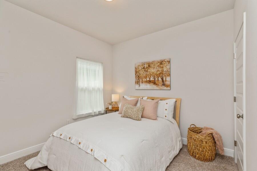 HERITAGE OAKS - Residential