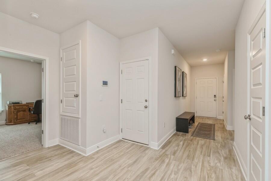 HERITAGE OAKS - Residential