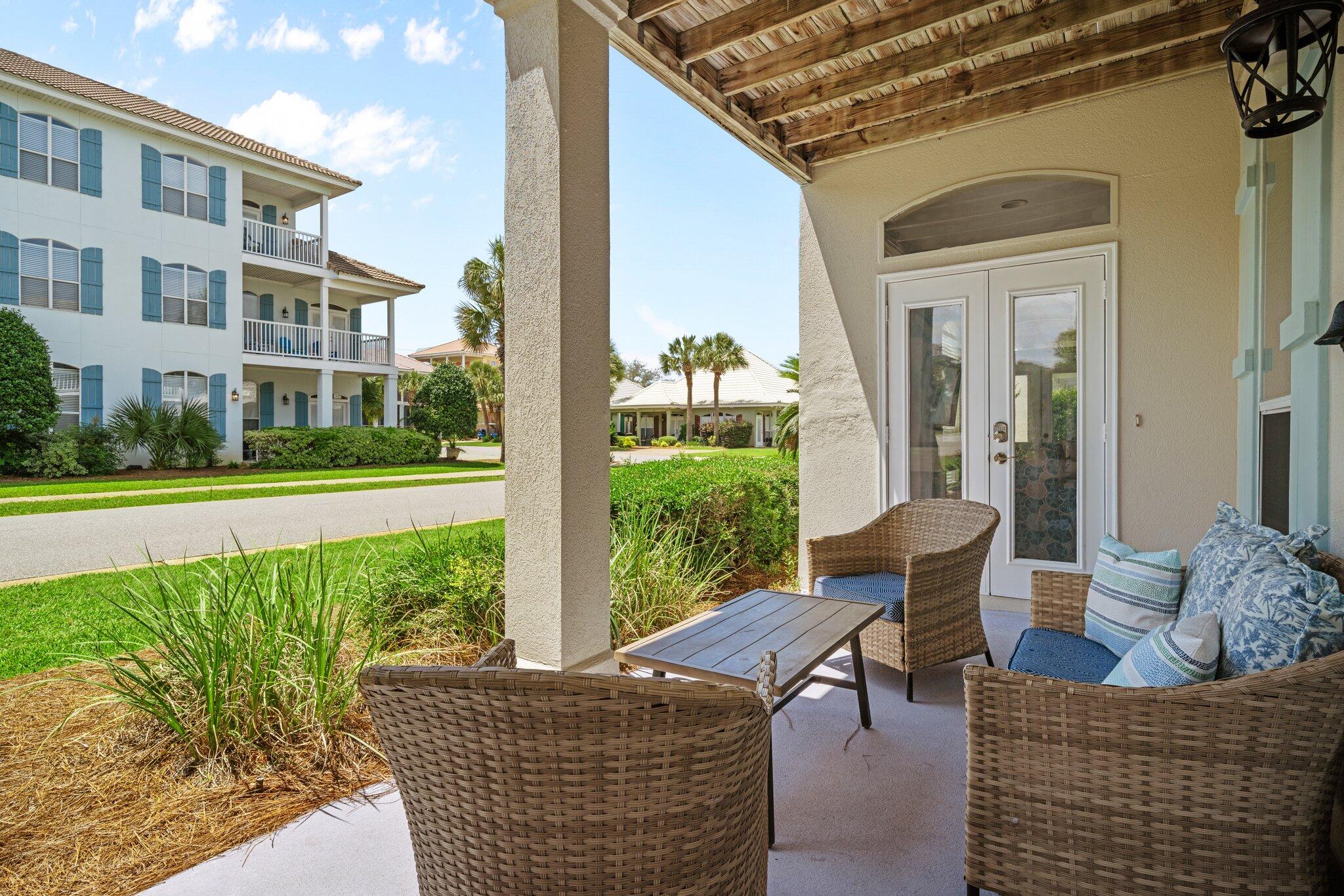 EMERALD SHORES - Residential