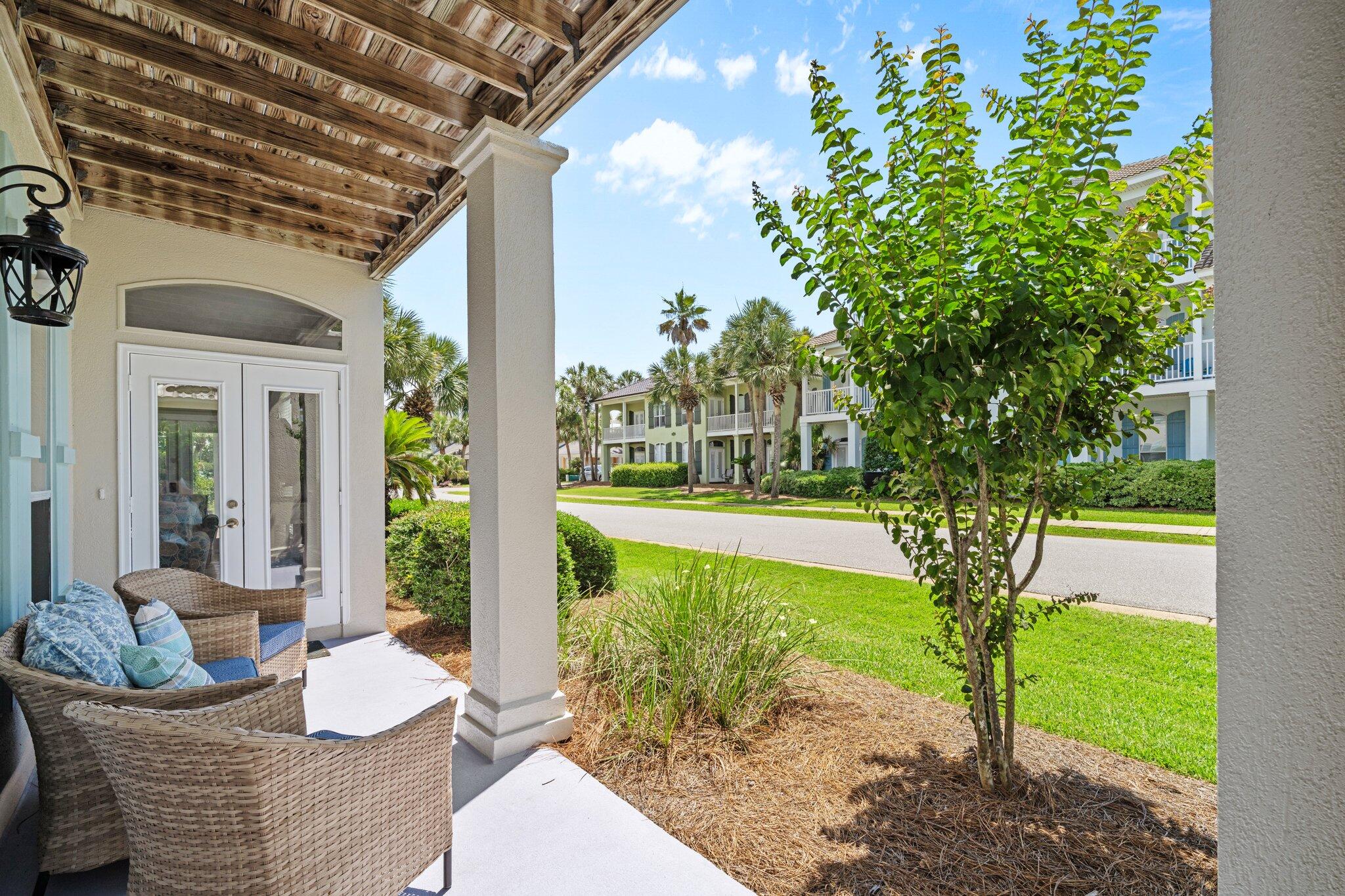 EMERALD SHORES - Residential