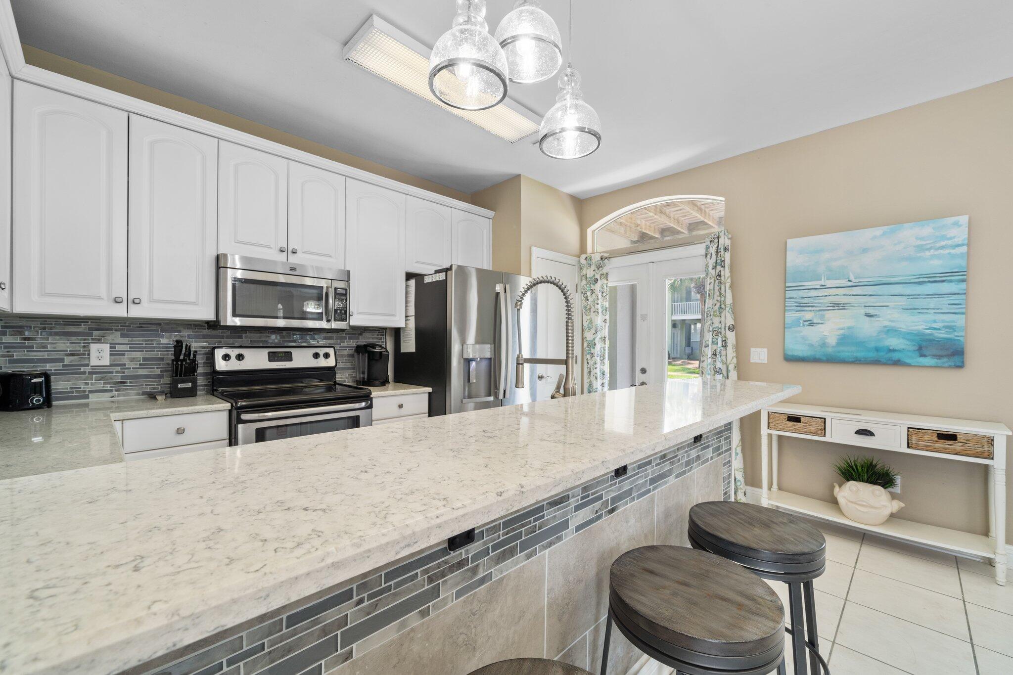 EMERALD SHORES - Residential