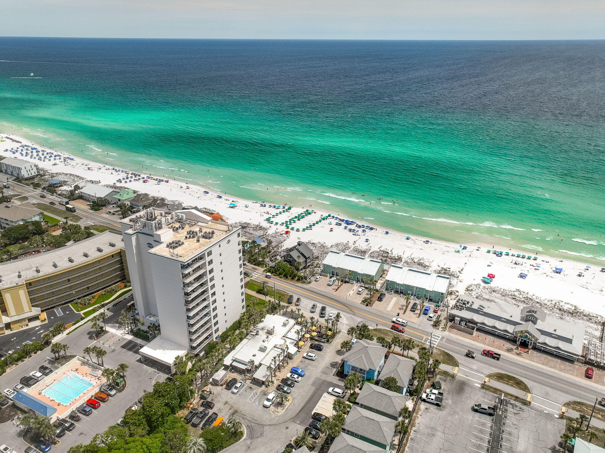 EMERALD SHORES - Residential