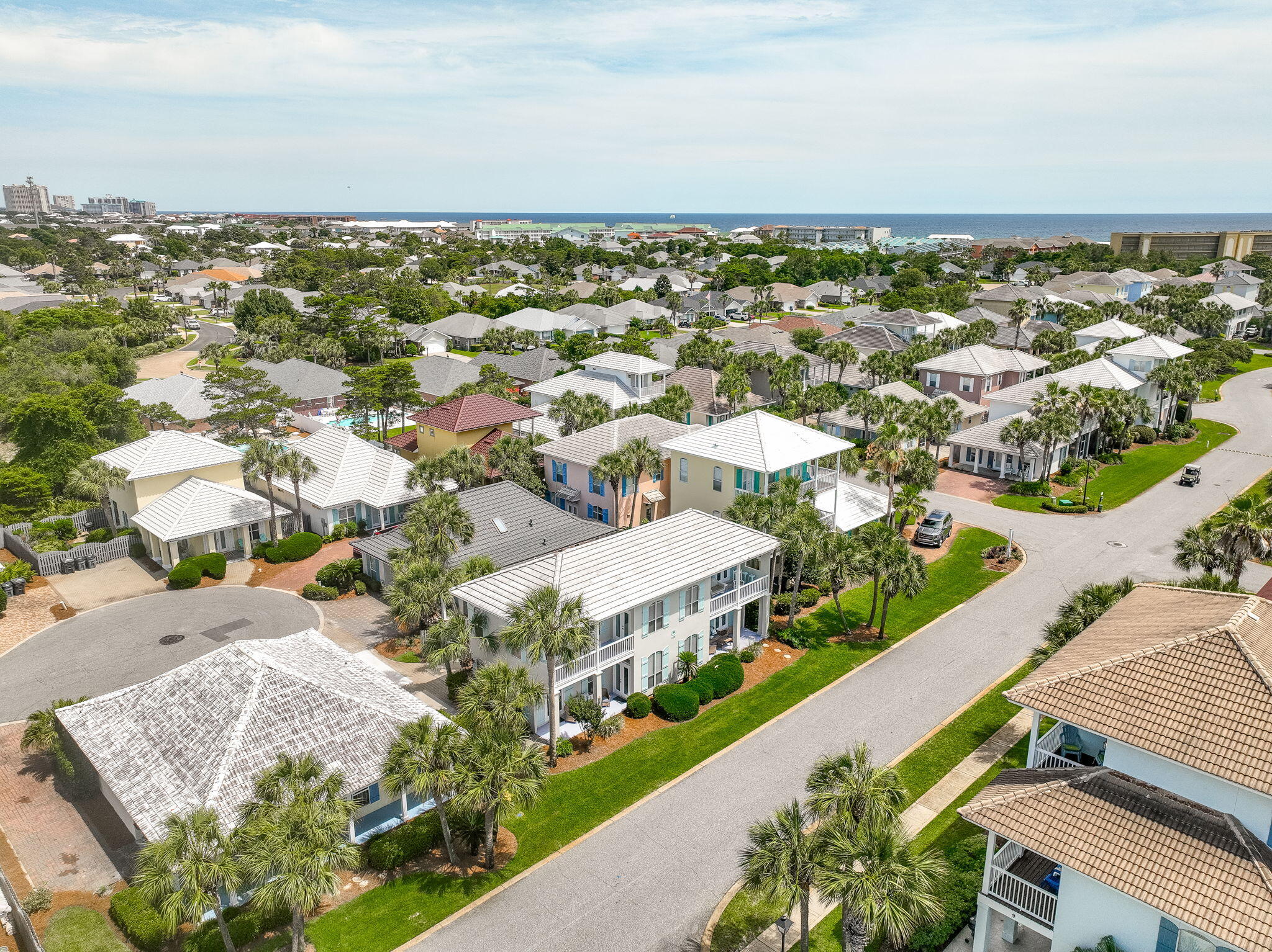 EMERALD SHORES - Residential