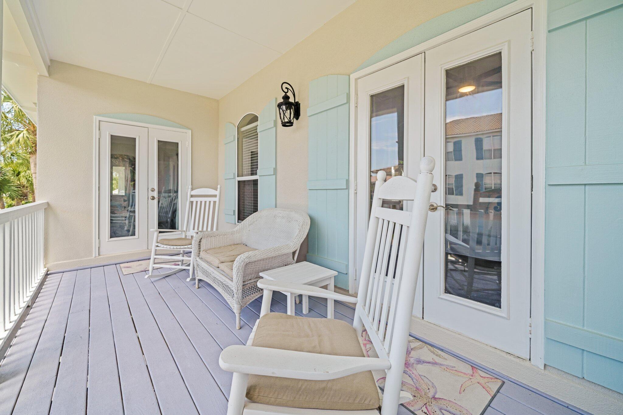 EMERALD SHORES - Residential