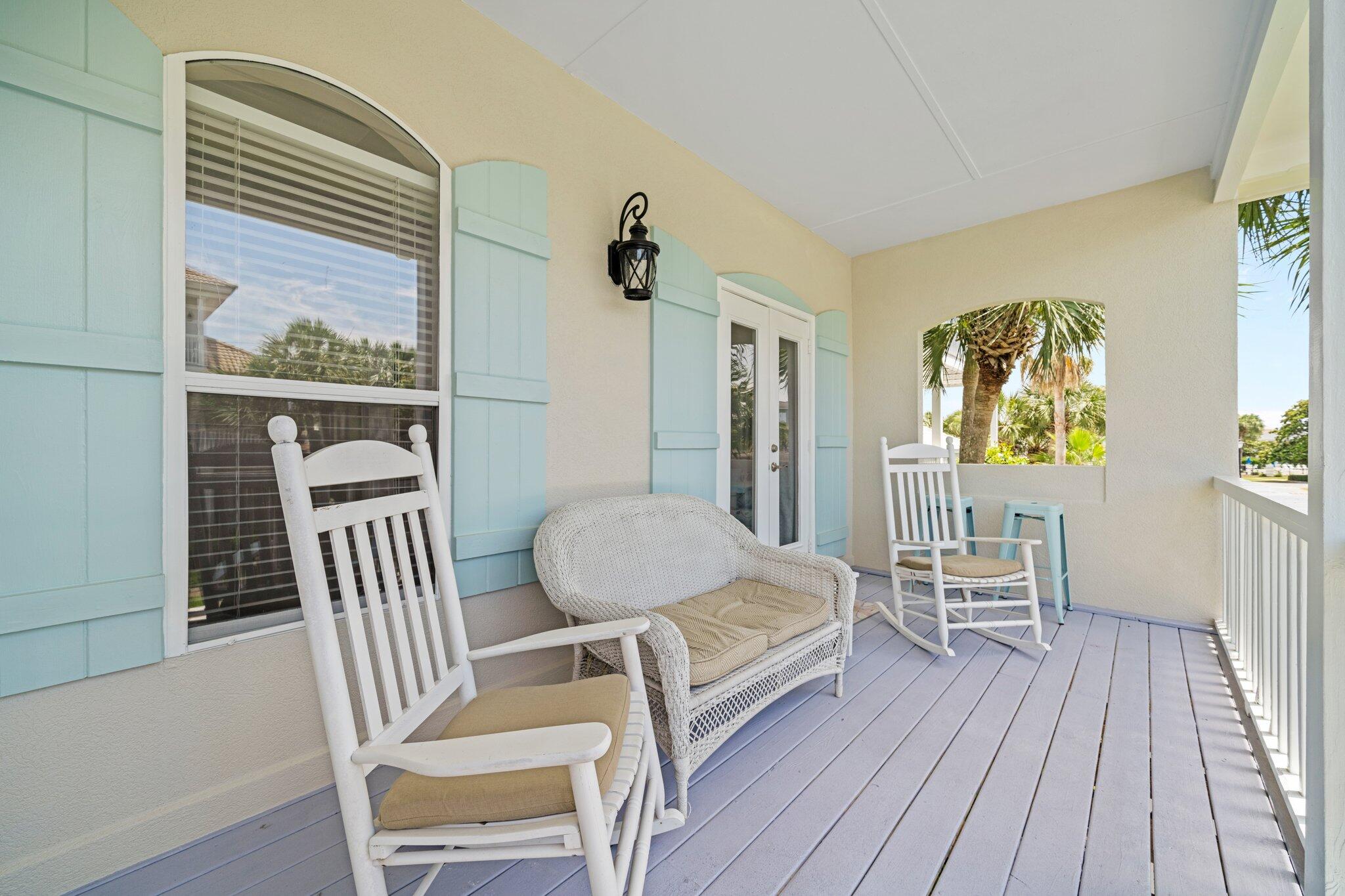 EMERALD SHORES - Residential