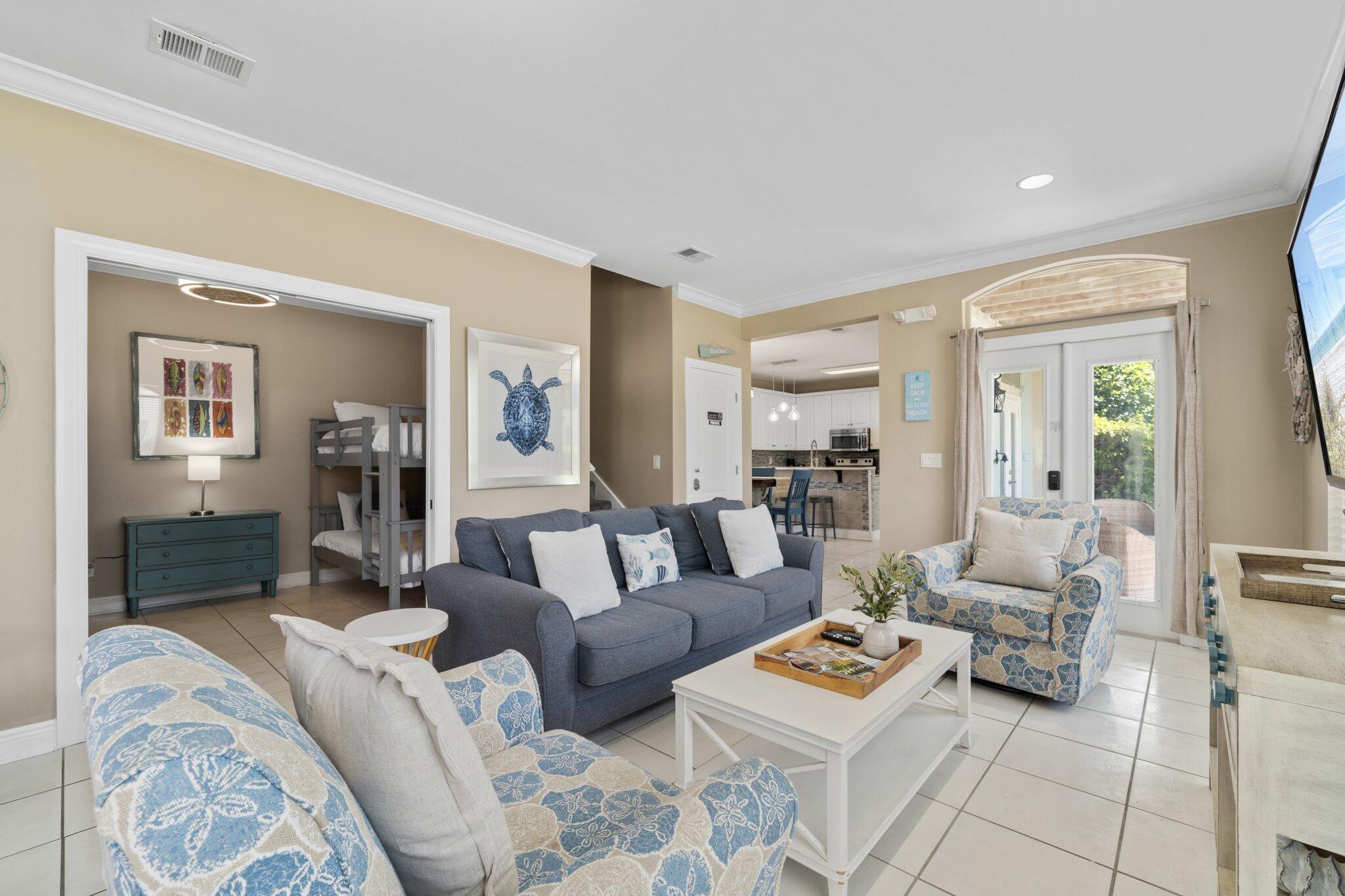EMERALD SHORES - Residential