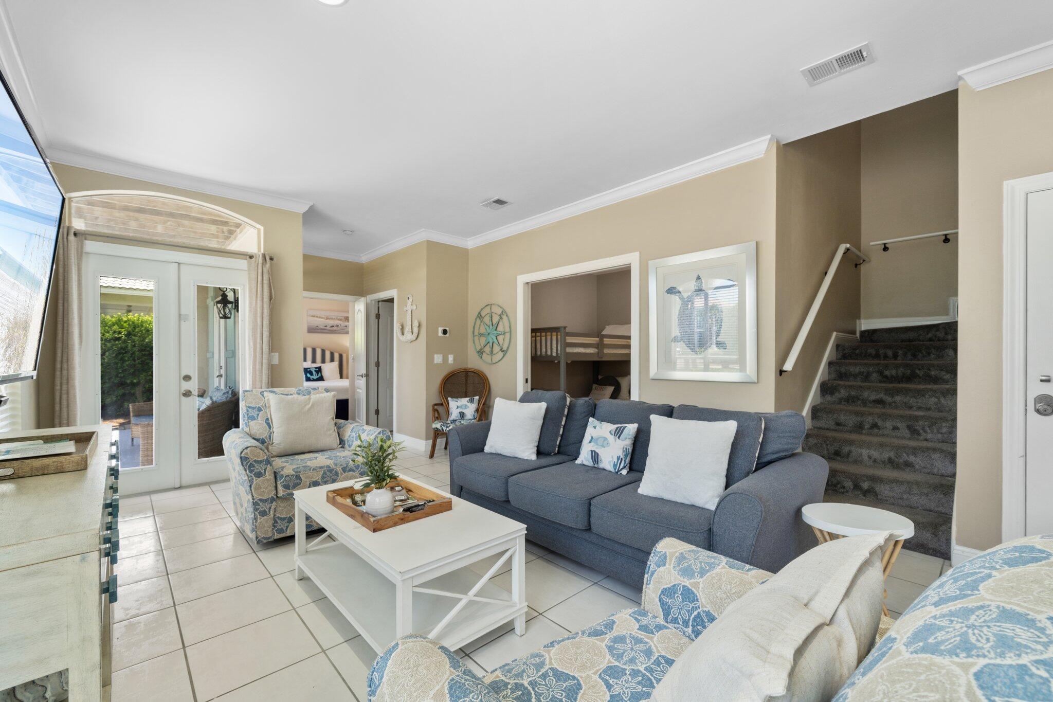 EMERALD SHORES - Residential