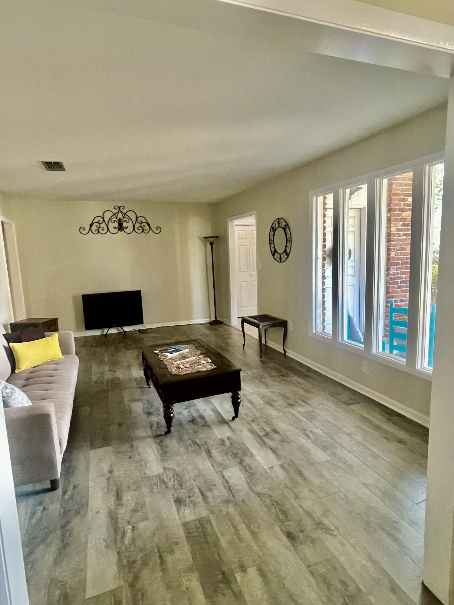POQUITO BAYOU - Residential Lease