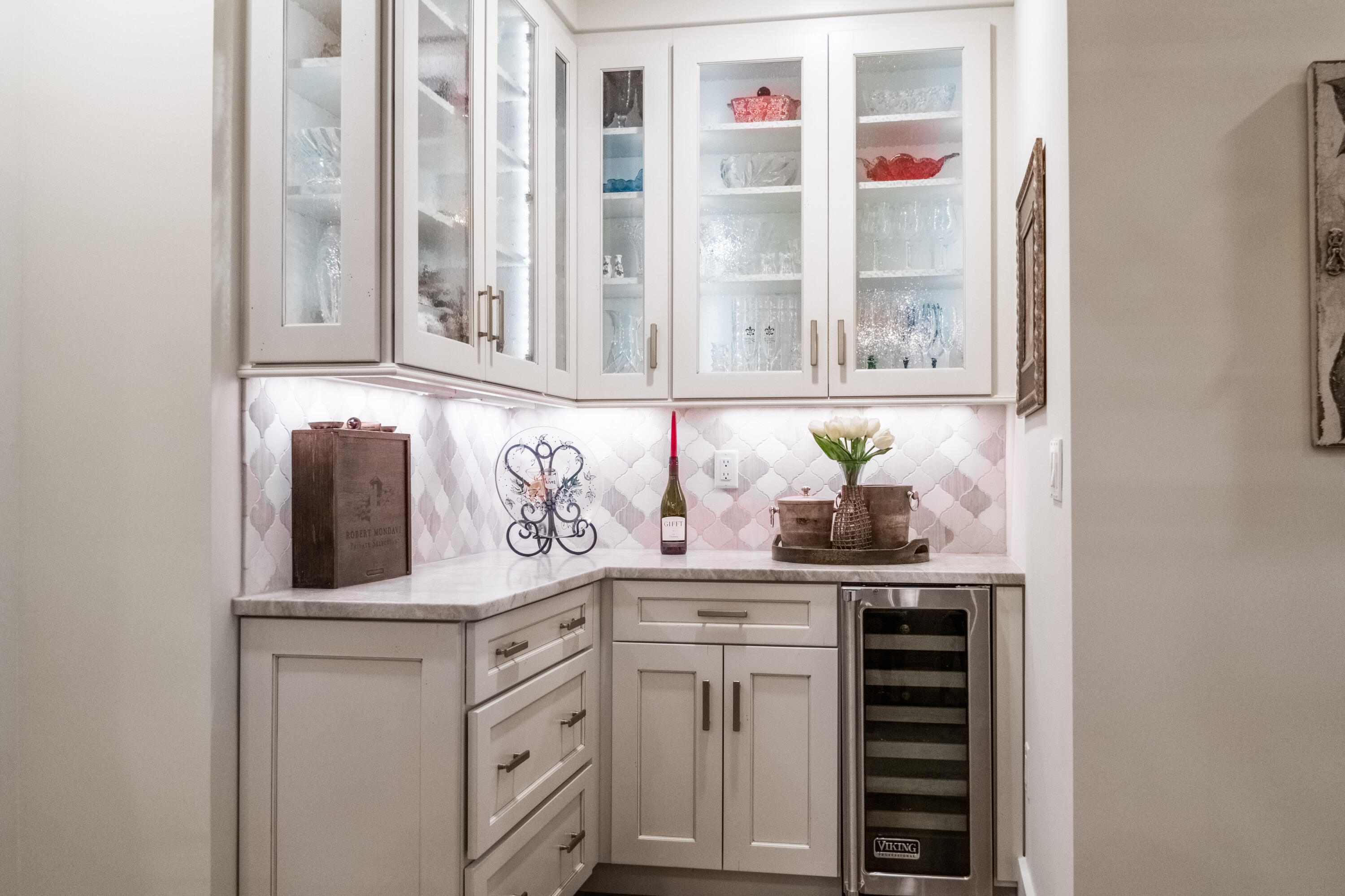 ONE WATER PLACE AT KELLY PLANTATION - Residential