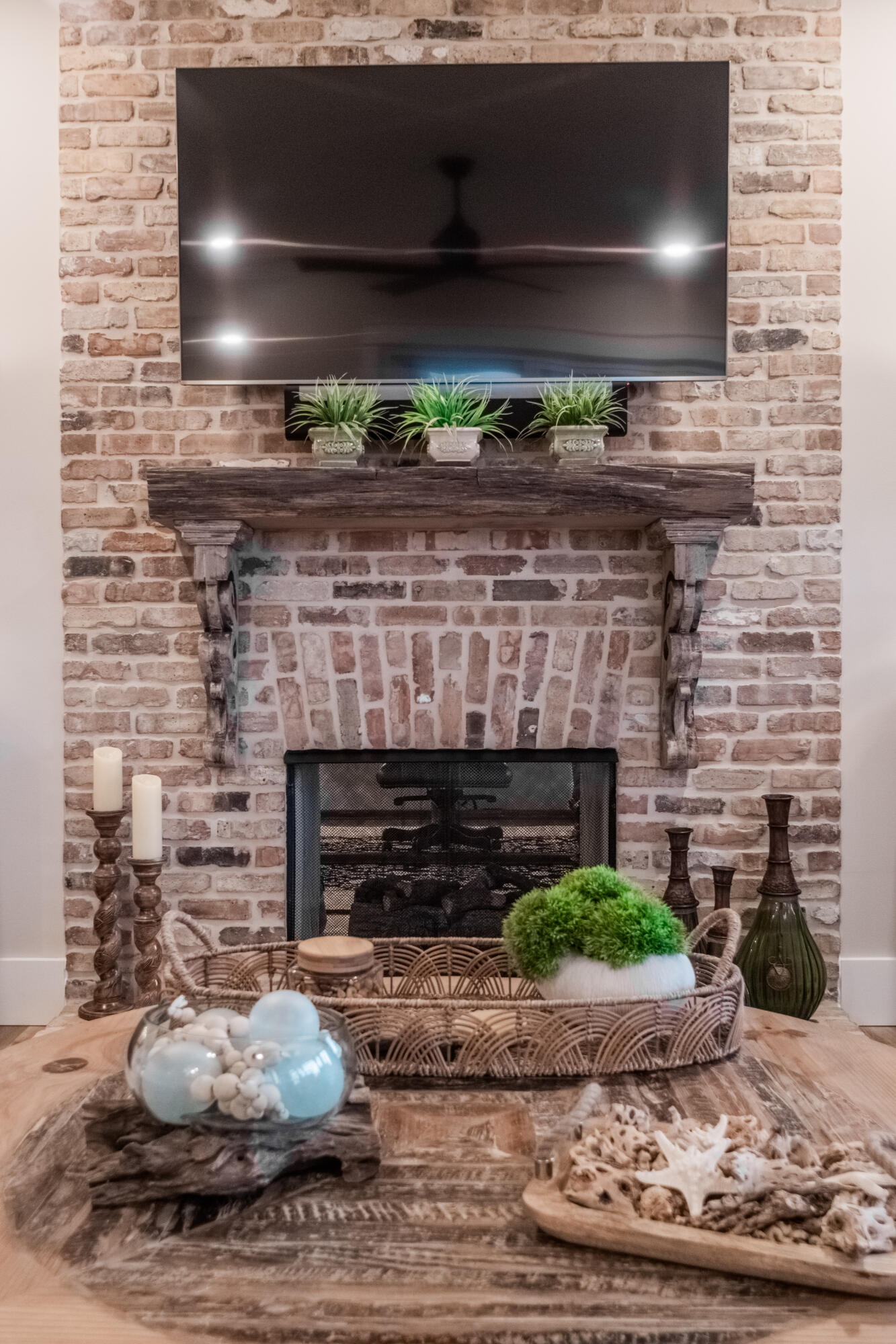ONE WATER PLACE AT KELLY PLANTATION - Residential
